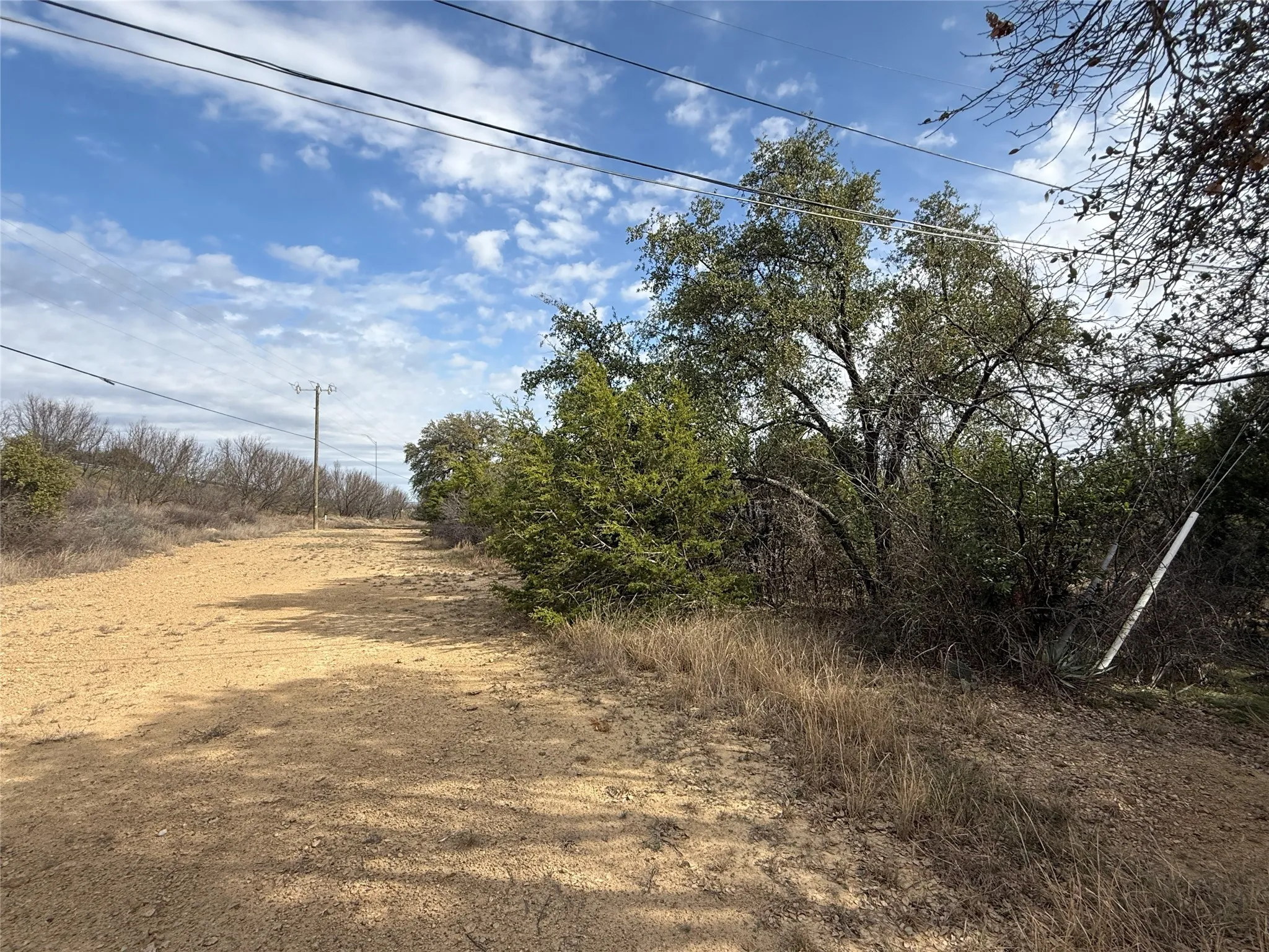 Unimproved Land For Sale in Brown County , TBD La Vista Drive, Brownwood, Texas 76801, 0, 0, Garage spaces, 0 Sqft, built in 0, Unknown, mls#21147914, Real Estate Agent in Brownwood, Homes For Sale in Brown county, Homes For Sale in Brownwood, Realtor in Brownwood Texas, Real Estate Brokerage Independent Realty Texas, Luminita Cordes Realtor