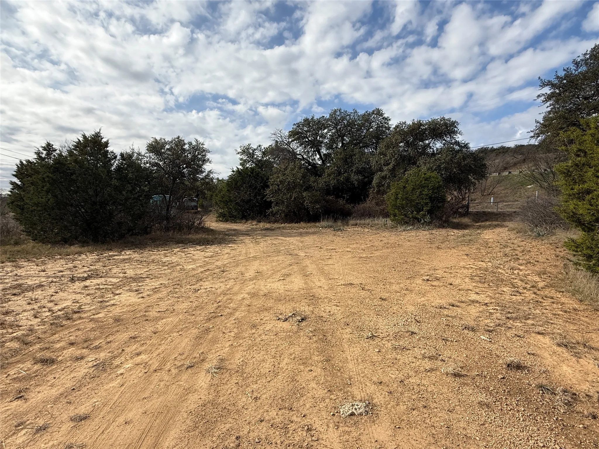 Unimproved Land For Sale in Brown County , TBD La Vista Drive, Brownwood, Texas 76801, 0, 0, Garage spaces, 0 Sqft, built in 0, Unknown, mls#21147914, Real Estate Agent in Brownwood, Homes For Sale in Brown county, Homes For Sale in Brownwood, Realtor in Brownwood Texas, Real Estate Brokerage Independent Realty Texas, Luminita Cordes Realtor