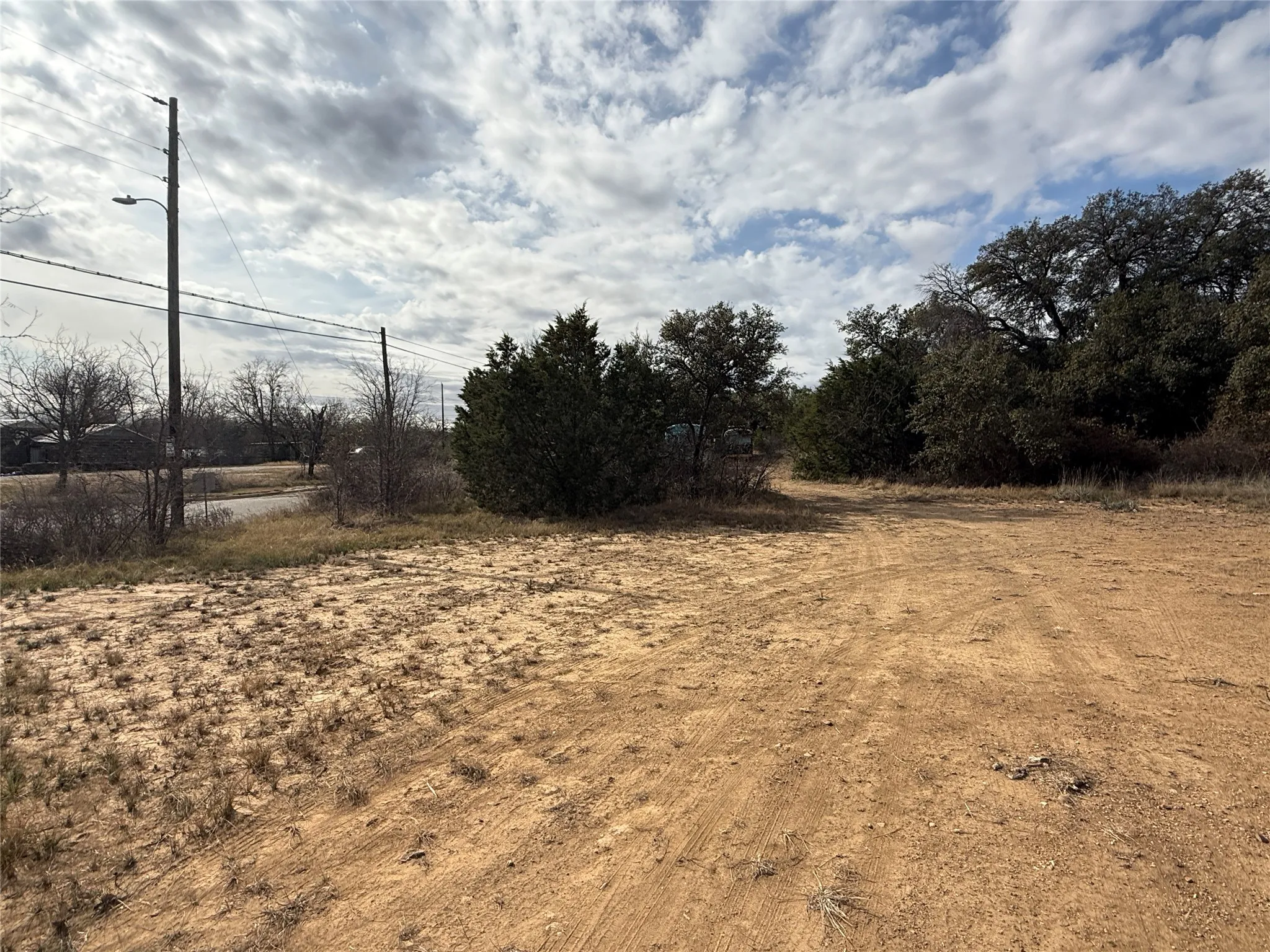 Unimproved Land For Sale in Brown County , TBD La Vista Drive, Brownwood, Texas 76801, 0, 0, Garage spaces, 0 Sqft, built in 0, Unknown, mls#21147914, Real Estate Agent in Brownwood, Homes For Sale in Brown county, Homes For Sale in Brownwood, Realtor in Brownwood Texas, Real Estate Brokerage Independent Realty Texas, Luminita Cordes Realtor