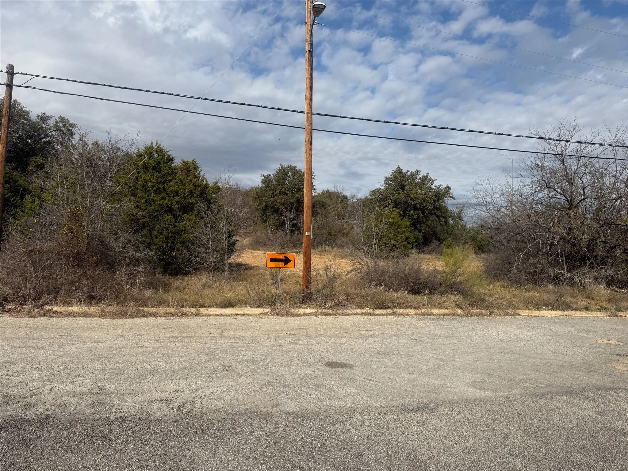 Unimproved Land For Sale in Brown County , TBD2 La Vista Drive, Brownwood, Texas 76801, 0, 0, Garage spaces, 0 Sqft, built in 0, mls#21149668, Real Estate Agent in Brownwood, Homes For Sale in Brown county, Homes For Sale in Brownwood, Realtor in Brownwood Texas, Real Estate Brokerage Independent Realty Texas, Luminita Cordes Realtor