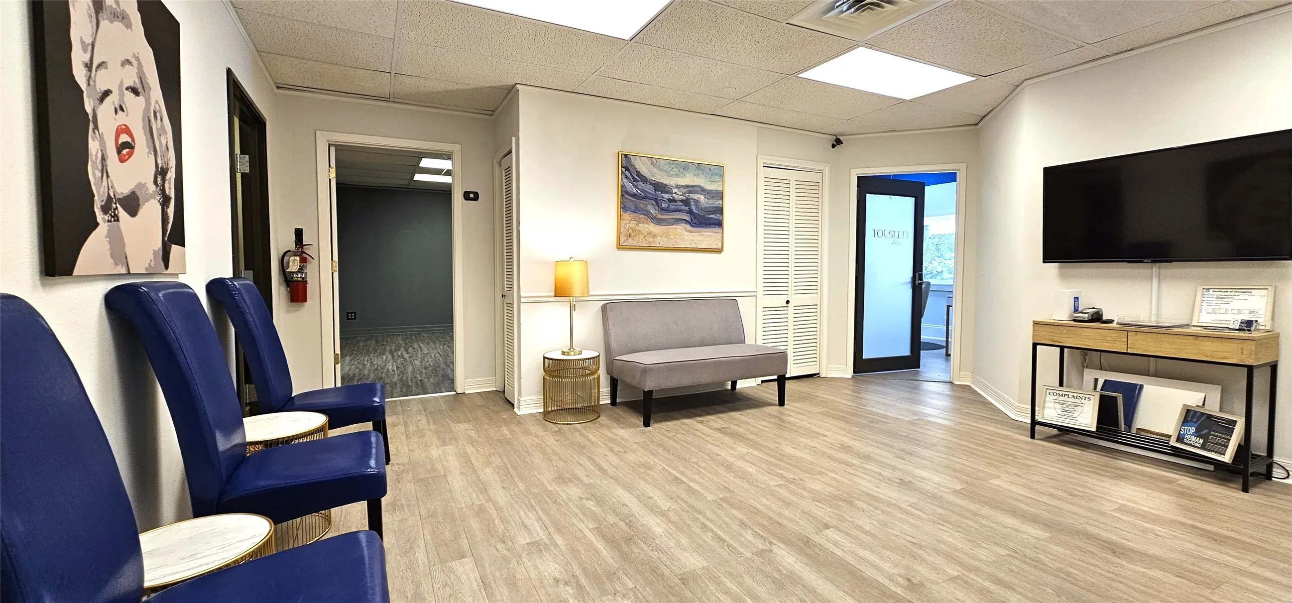 Retail For Rent in Dallas County , 6211 W Northwest Highway C253 Middle Window, Dallas, Texas 75225, 0, 0, Garage spaces, 0 Sqft, built in 1966, Preowned, Price $1,500, mls#21149988, Real Estate Agent in Dallas, Homes For Rent in Dallas county, Homes For Rent in Dallas, Realtor in Dallas Texas, Real Estate Brokerage Independent Realty Texas, Luminita Cordes Realtor
