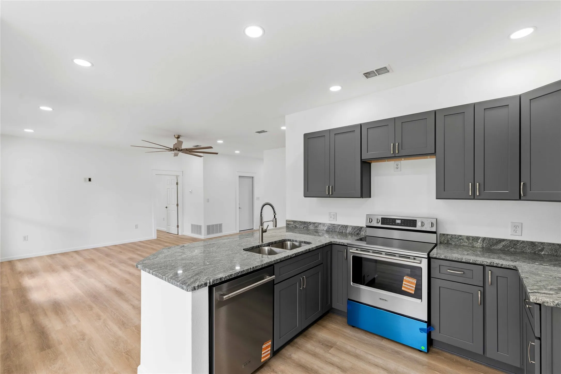 Single Family Residence For Sale in Brown County , 2905 Hemphill Street, Brownwood, Texas 76801, 3 Bedroom, 2 Bathroom, 2 Garage spaces, 1,440 Sqft, built in 2026, New Construction - Incomplete, mls#21149701, Real Estate Agent in Brownwood, Homes For Sale in Brown county, Homes For Sale in Brownwood, Realtor in Brownwood Texas, Real Estate Brokerage Independent Realty Texas, Luminita Cordes Realtor