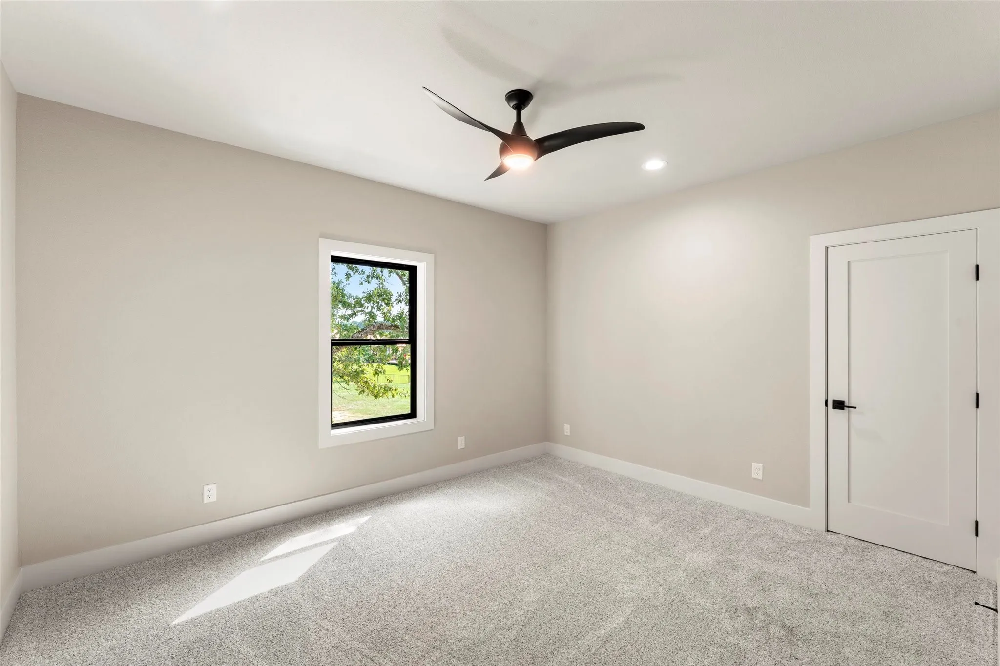 Single Family Residence For Sale in Henderson County , 2565 Groves Court, Tool, Texas 75143, 6 Bedroom, 5 Bathroom, 2 Garage spaces, 3,751 Sqft, built in 2025, New Construction - Complete, mls#21149847, Real Estate Agent in Tool, Homes For Sale in Henderson county, Homes For Sale in Tool, Realtor in Tool Texas, Real Estate Brokerage Independent Realty Texas, Luminita Cordes Realtor