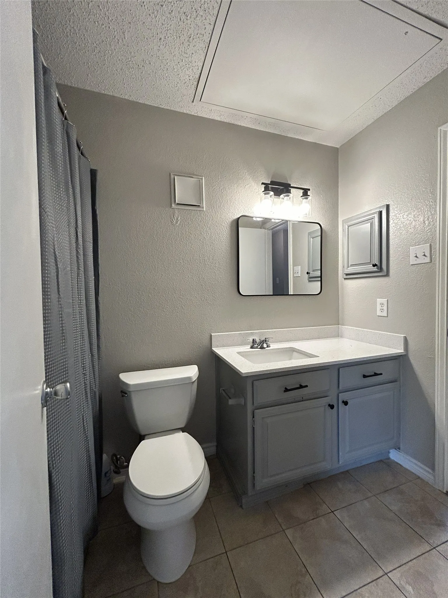 Condominium For Sale in Dallas County , 3617 W Northgate Drive 125, Irving, Texas 75062, 2 Bedroom, 2 Bathroom, 2 Garage spaces, 930 Sqft, built in 1982, mls#21147715, Real Estate Agent in Irving, Homes For Sale in Dallas county, Homes For Sale in Irving, Realtor in Irving Texas, Real Estate Brokerage Independent Realty Texas, Luminita Cordes Realtor