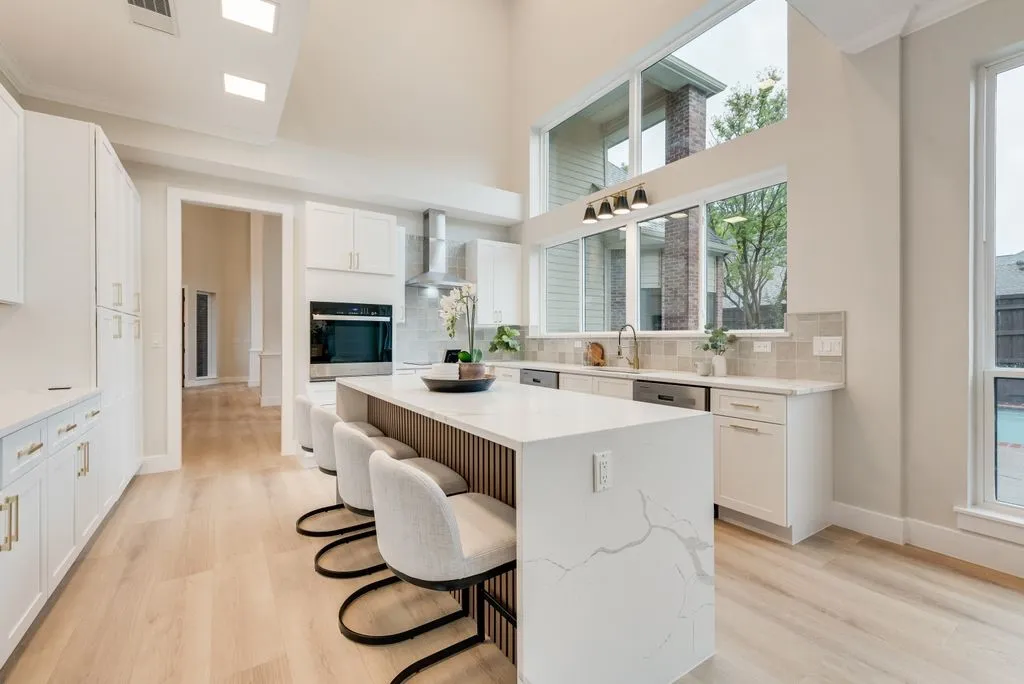 Single Family Residence For Sale in Collin County , 4621 Hallmark Drive, Plano, Texas 75024, 4 Bedroom, 4 Bathroom, 2 Garage spaces, 3,825 Sqft, built in 1986, Price $899,000, mls#21150390, Real Estate Agent in Plano, Homes For Sale in Collin county, Homes For Sale in Plano, Realtor in Plano Texas, Real Estate Brokerage Independent Realty Texas, Luminita Cordes Realtor