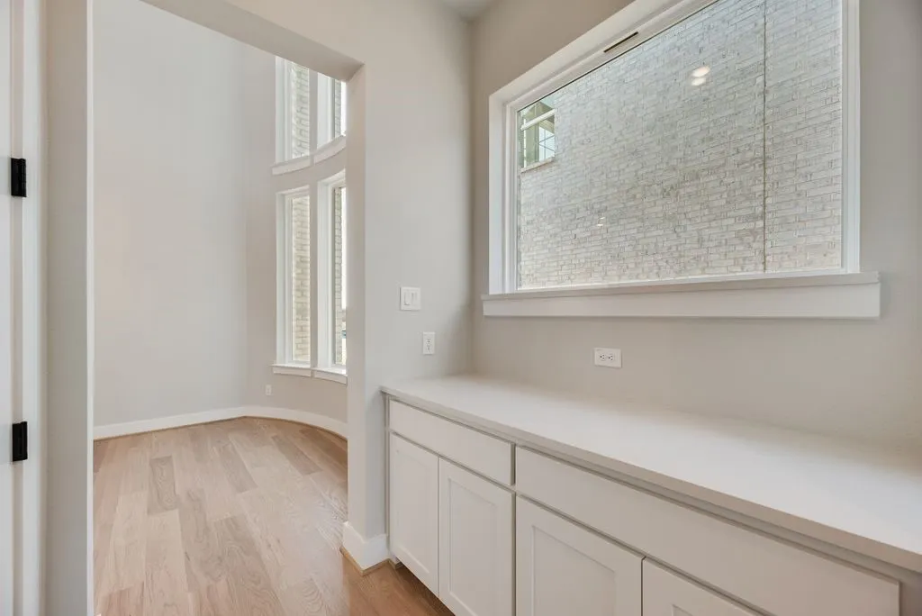 Single Family Residence For Sale in Collin County , 705 Clover Lane, Anna, Texas 75409, 5 Bedroom, 5 Bathroom, 3 Garage spaces, 4,304 Sqft, built in 2026, New Construction - Complete, mls#21150426, Real Estate Agent in Anna, Homes For Sale in Collin county, Homes For Sale in Anna, Realtor in Anna Texas, Real Estate Brokerage Independent Realty Texas, Luminita Cordes Realtor