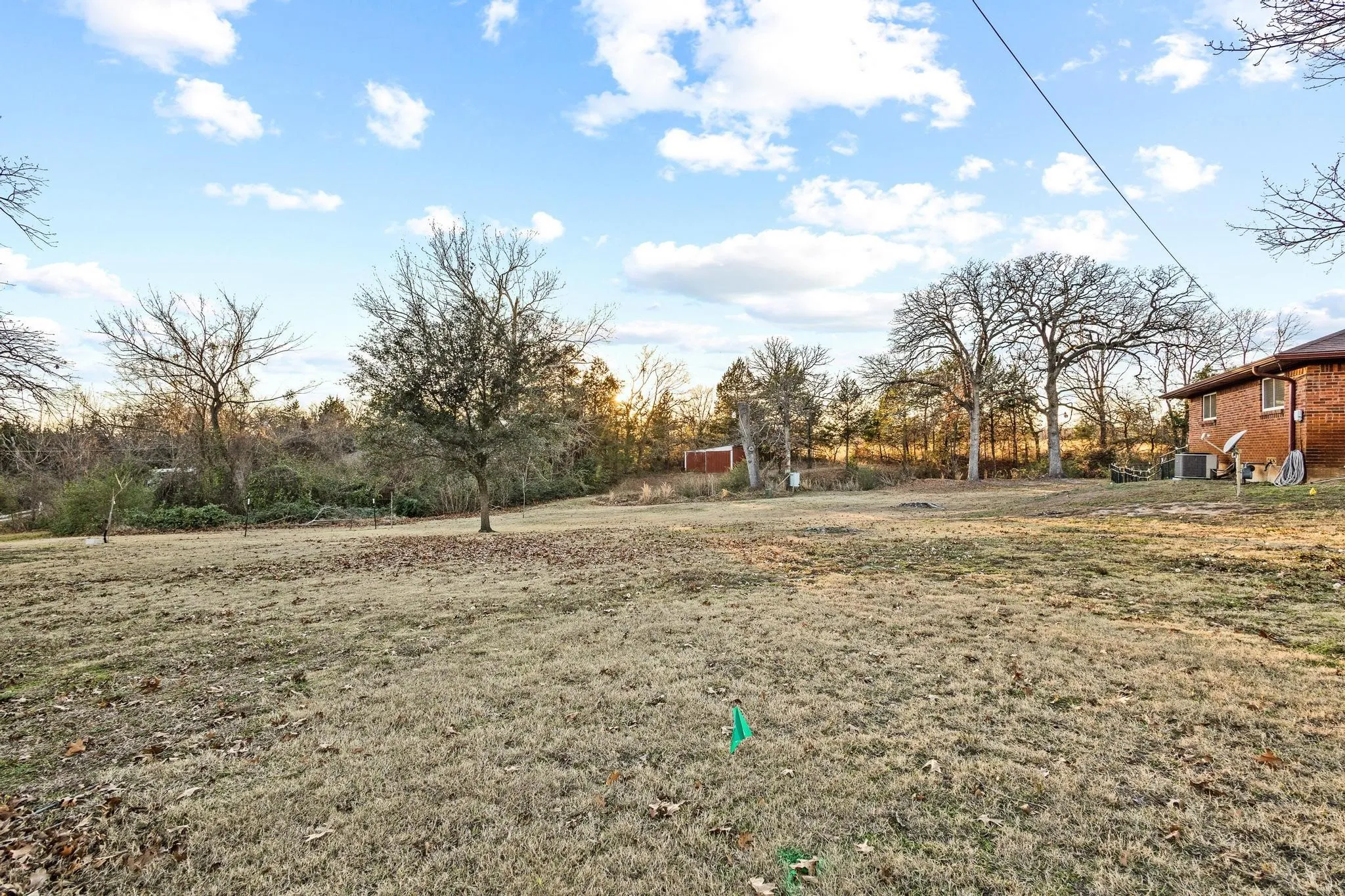 Single Family Residence For Sale in Grayson County , 1701 S Lillis Lane, Denison, Texas 75020, 3 Bedroom, 2 Bathroom, 2 Garage spaces, 2,478 Sqft, built in 1961, Price $299,000, mls#21148447, Real Estate Agent in Denison, Homes For Sale in Grayson county, Homes For Sale in Denison, Realtor in Denison Texas, Real Estate Brokerage Independent Realty Texas, Luminita Cordes Realtor