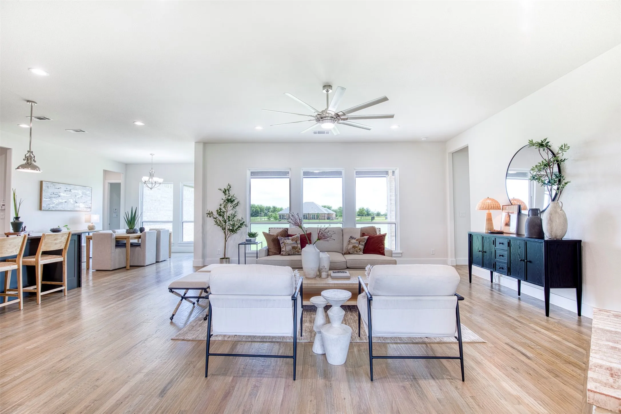 Single Family Residence For Sale in Kaufman County , 1355 Canyon Lake Road, Wills Point, Texas 75169, 5 Bedrooms, 4 Bathrooms, 3 Garage spaces, 3,304 Sqft, built in 2022, Price $689,900, mls#21150502, Real Estate Agent in Wills Point, Homes For Sale in Kaufman county, Homes For Sale in Wills Point, Realtor in Wills Point Texas, Real Estate Brokerage Independent Realty Texas, Luminita Cordes Realtor