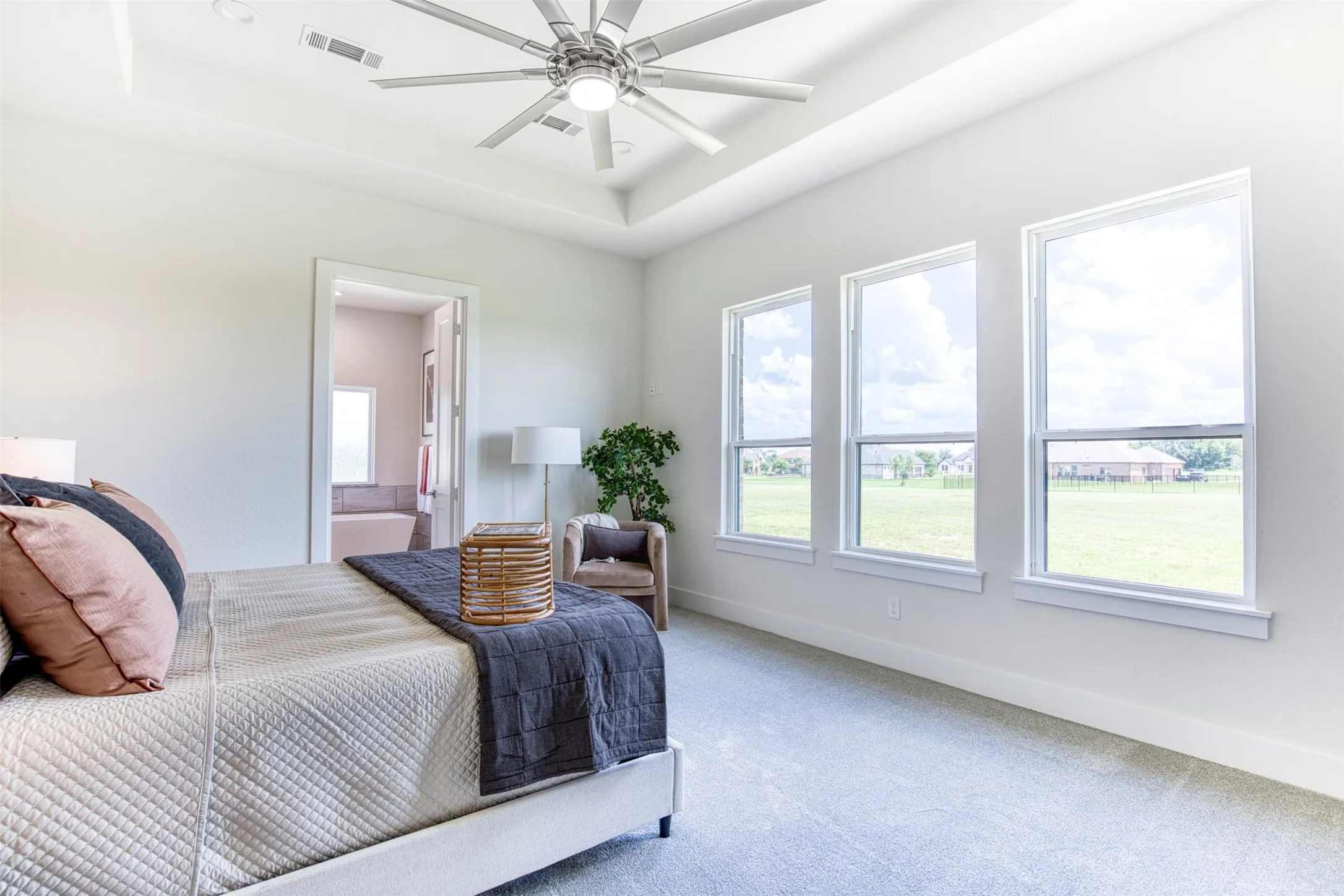 Single Family Residence For Sale in Kaufman County , 1355 Canyon Lake Road, Wills Point, Texas 75169, 5 Bedrooms, 4 Bathrooms, 3 Garage spaces, 3,304 Sqft, built in 2022, Price $689,900, mls#21150502, Real Estate Agent in Wills Point, Homes For Sale in Kaufman county, Homes For Sale in Wills Point, Realtor in Wills Point Texas, Real Estate Brokerage Independent Realty Texas, Luminita Cordes Realtor