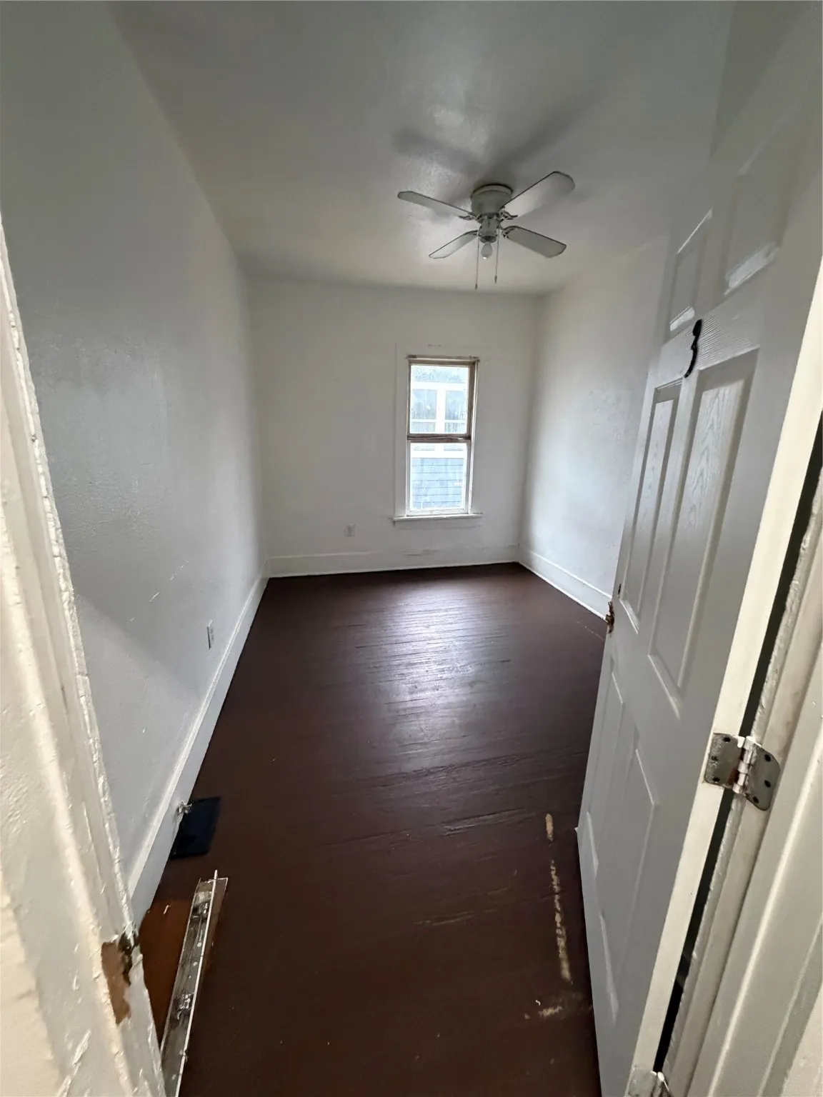 For Sale in Dallas County , 3528 Colonial Avenue, Dallas, Texas 75215, 17 Bedrooms, 5 Bathrooms, Garage spaces, 0 Sqft, built in 1916, Preowned, Price $225,000, mls#21149955, Real Estate Agent in Dallas, Homes For Sale in Dallas county, Homes For Sale in Dallas, Realtor in Dallas Texas, Real Estate Brokerage Independent Realty Texas, Luminita Cordes Realtor