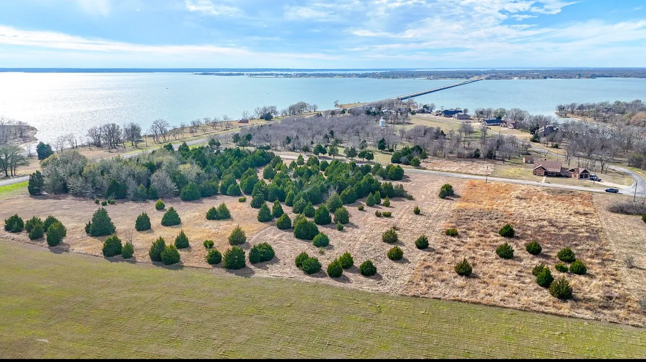 Unimproved Land For Sale in Navarro County , Lot 49 Baybridge, Kerens, Texas 75144, 0, 0, Garage spaces, 0 Sqft, built in 0, mls#21150572, Real Estate Agent in Kerens, Homes For Sale in Navarro county, Homes For Sale in Kerens, Realtor in Kerens Texas, Real Estate Brokerage Independent Realty Texas, Luminita Cordes Realtor