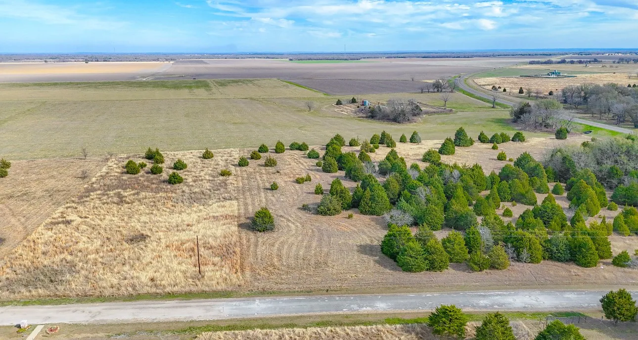 Unimproved Land For Sale in Navarro County , Lot 49 Baybridge, Kerens, Texas 75144, 0, 0, Garage spaces, 0 Sqft, built in 0, mls#21150572, Real Estate Agent in Kerens, Homes For Sale in Navarro county, Homes For Sale in Kerens, Realtor in Kerens Texas, Real Estate Brokerage Independent Realty Texas, Luminita Cordes Realtor