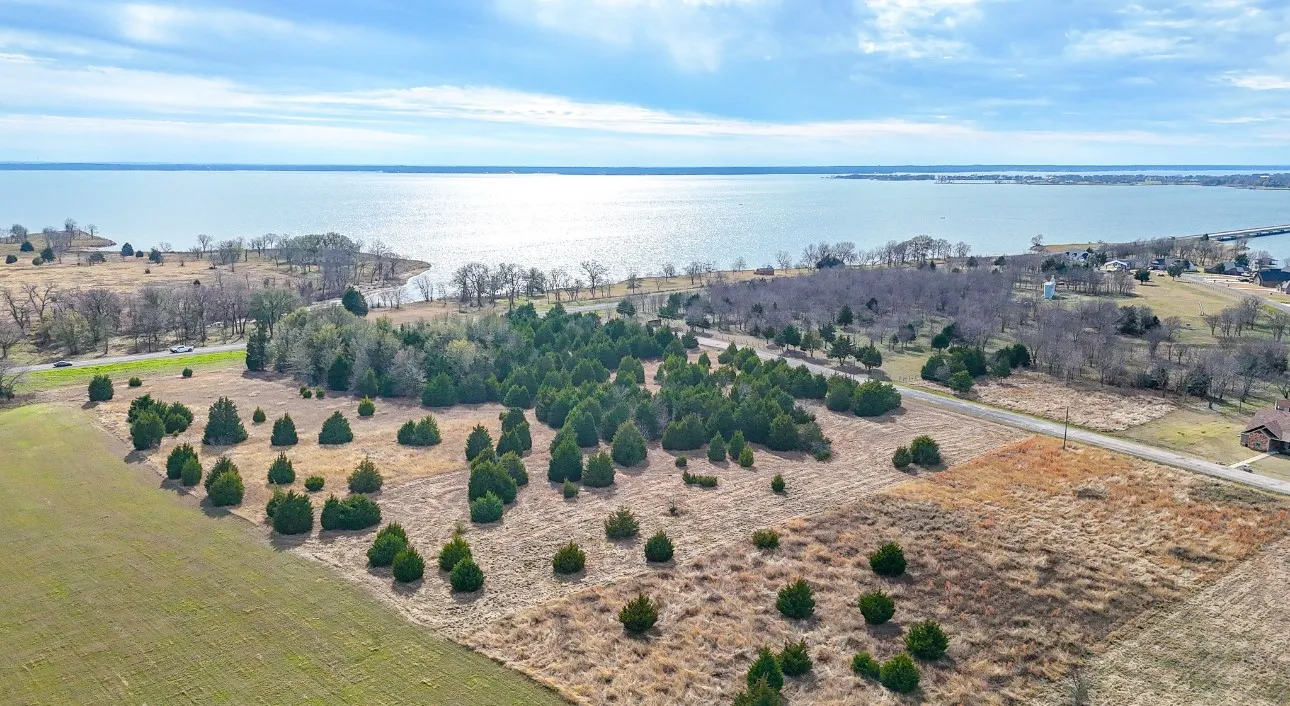 Unimproved Land For Sale in Navarro County , Lot 49 Baybridge, Kerens, Texas 75144, 0, 0, Garage spaces, 0 Sqft, built in 0, mls#21150572, Real Estate Agent in Kerens, Homes For Sale in Navarro county, Homes For Sale in Kerens, Realtor in Kerens Texas, Real Estate Brokerage Independent Realty Texas, Luminita Cordes Realtor