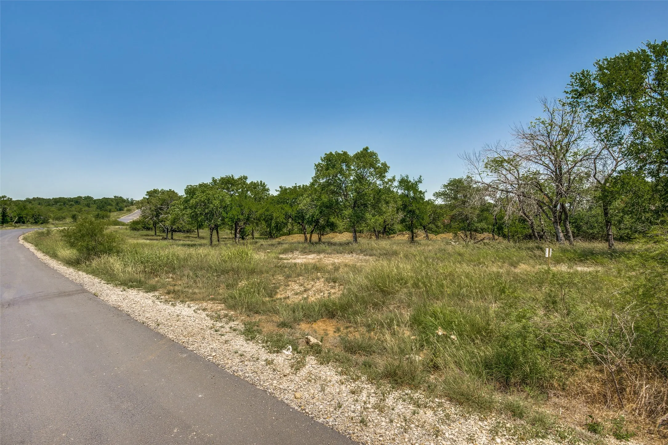 Unimproved Land For Sale in Wise County , LOT 41 Grand Harbor Boulevard, Chico, Texas 76431, 0, 0, Garage spaces, 0 Sqft, built in 2005, mls#21149840, Real Estate Agent in Chico, Homes For Sale in Wise county, Homes For Sale in Chico, Realtor in Chico Texas, Real Estate Brokerage Independent Realty Texas, Luminita Cordes Realtor