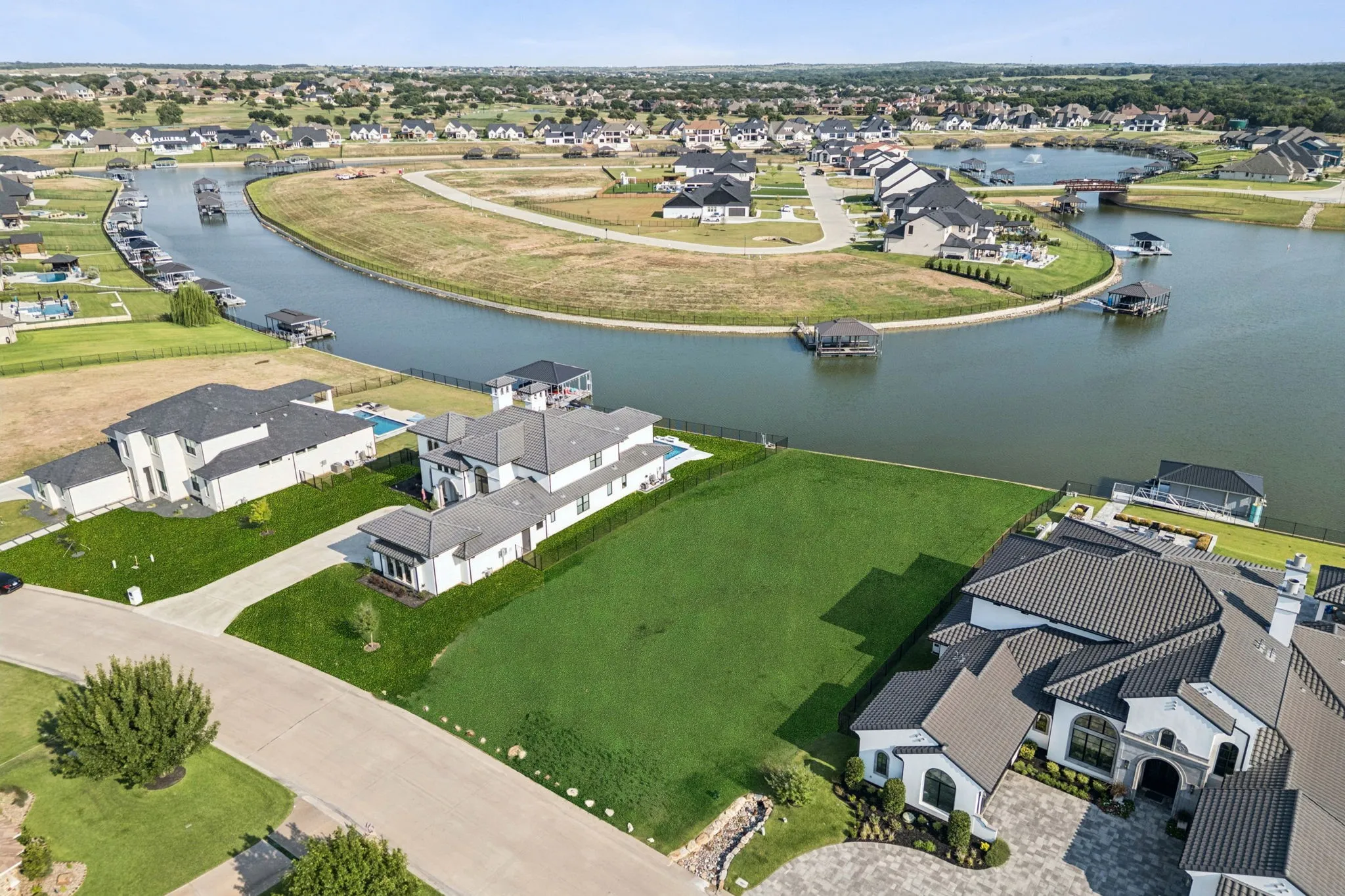 Unimproved Land For Sale in Tarrant County , 6137 Lakeside Drive, Fort Worth, Texas 76179, 0, 0, Garage spaces, 0 Sqft, built in 0, Price $874,000, mls#21150629, Real Estate Agent in Fort Worth, Homes For Sale in Tarrant county, Homes For Sale in Fort Worth, Realtor in Fort Worth Texas, Real Estate Brokerage Independent Realty Texas, Luminita Cordes Realtor