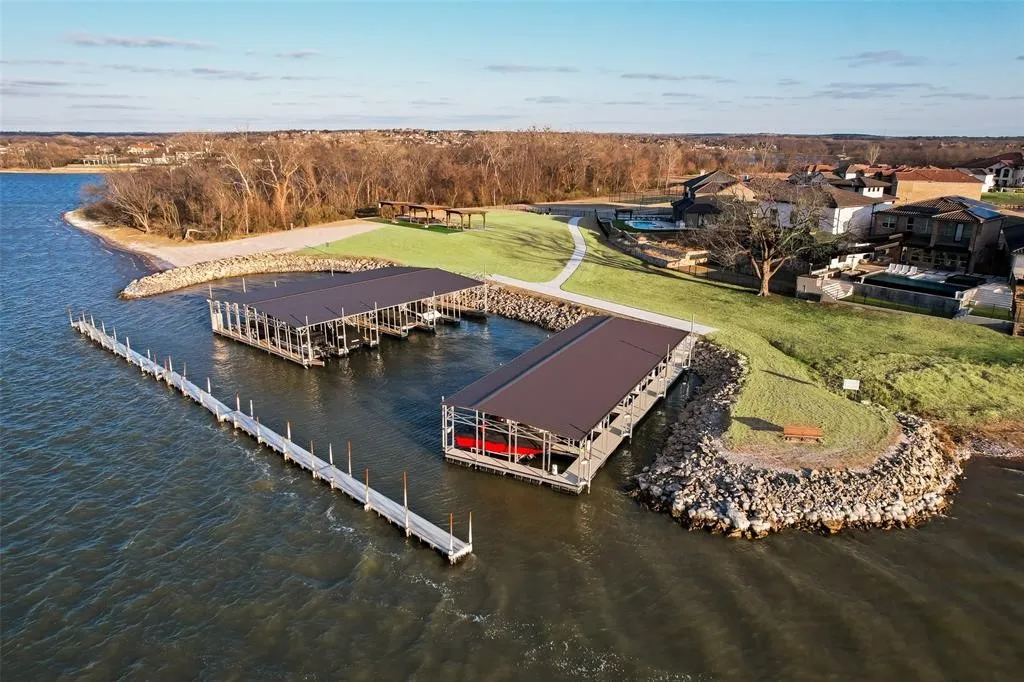 Unimproved Land For Sale in Tarrant County , 6137 Lakeside Drive, Fort Worth, Texas 76179, 0, 0, Garage spaces, 0 Sqft, built in 0, Price $874,000, mls#21150629, Real Estate Agent in Fort Worth, Homes For Sale in Tarrant county, Homes For Sale in Fort Worth, Realtor in Fort Worth Texas, Real Estate Brokerage Independent Realty Texas, Luminita Cordes Realtor