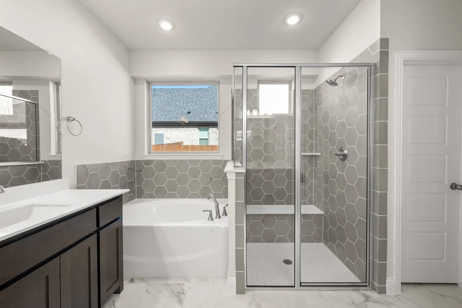 931 Richard Pittman- Primary Suite-5