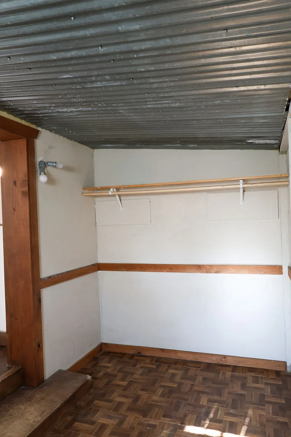Single Family Residence For Sale in Erath County , 955 N Stephen Avenue, Stephenville, Texas 76401, 3 Bedroom, 2 Bathroom, Garage spaces, 1,009 Sqft, built in 1940, mls#21148443, Real Estate Agent in Stephenville, Homes For Sale in Erath county, Homes For Sale in Stephenville, Realtor in Stephenville Texas, Real Estate Brokerage Independent Realty Texas, Luminita Cordes Realtor