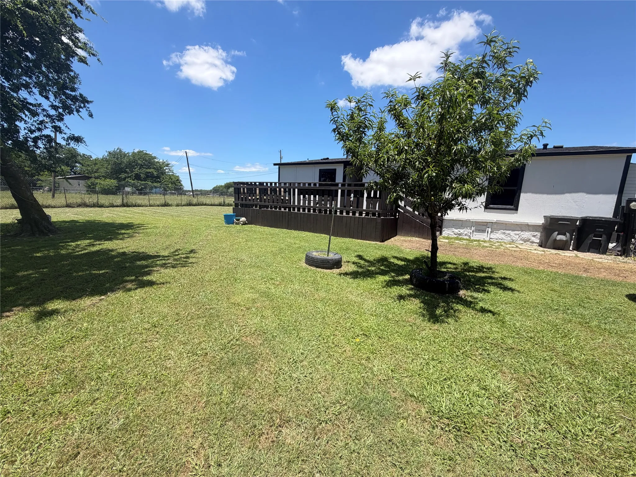 Mobile Home For Sale in Johnson County , 222 Hix Road, Cleburne, Texas 76031, 3 Bedroom, 2 Bathroom, Garage spaces, 1,408 Sqft, built in 1999, Preowned, mls#21148065, Real Estate Agent in Cleburne, Homes For Sale in Johnson county, Homes For Sale in Cleburne, Realtor in Cleburne Texas, Real Estate Brokerage Independent Realty Texas, Luminita Cordes Realtor