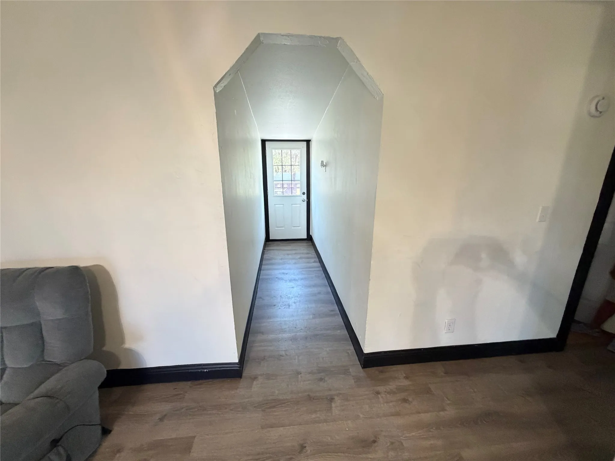 Mobile Home For Sale in Johnson County , 222 Hix Road, Cleburne, Texas 76031, 3 Bedroom, 2 Bathroom, Garage spaces, 1,408 Sqft, built in 1999, Preowned, mls#21148065, Real Estate Agent in Cleburne, Homes For Sale in Johnson county, Homes For Sale in Cleburne, Realtor in Cleburne Texas, Real Estate Brokerage Independent Realty Texas, Luminita Cordes Realtor