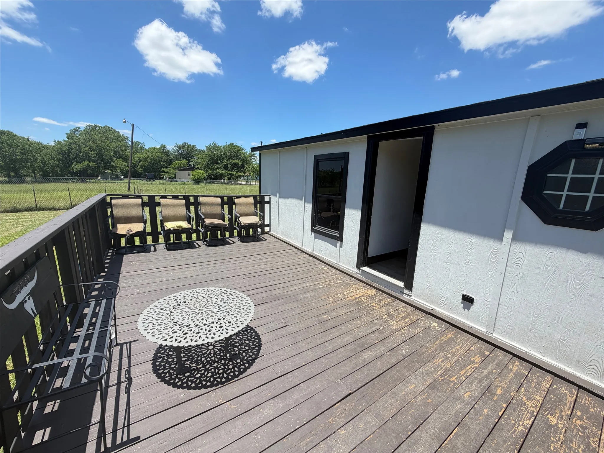 Mobile Home For Sale in Johnson County , 222 Hix Road, Cleburne, Texas 76031, 3 Bedroom, 2 Bathroom, Garage spaces, 1,408 Sqft, built in 1999, Preowned, mls#21148065, Real Estate Agent in Cleburne, Homes For Sale in Johnson county, Homes For Sale in Cleburne, Realtor in Cleburne Texas, Real Estate Brokerage Independent Realty Texas, Luminita Cordes Realtor
