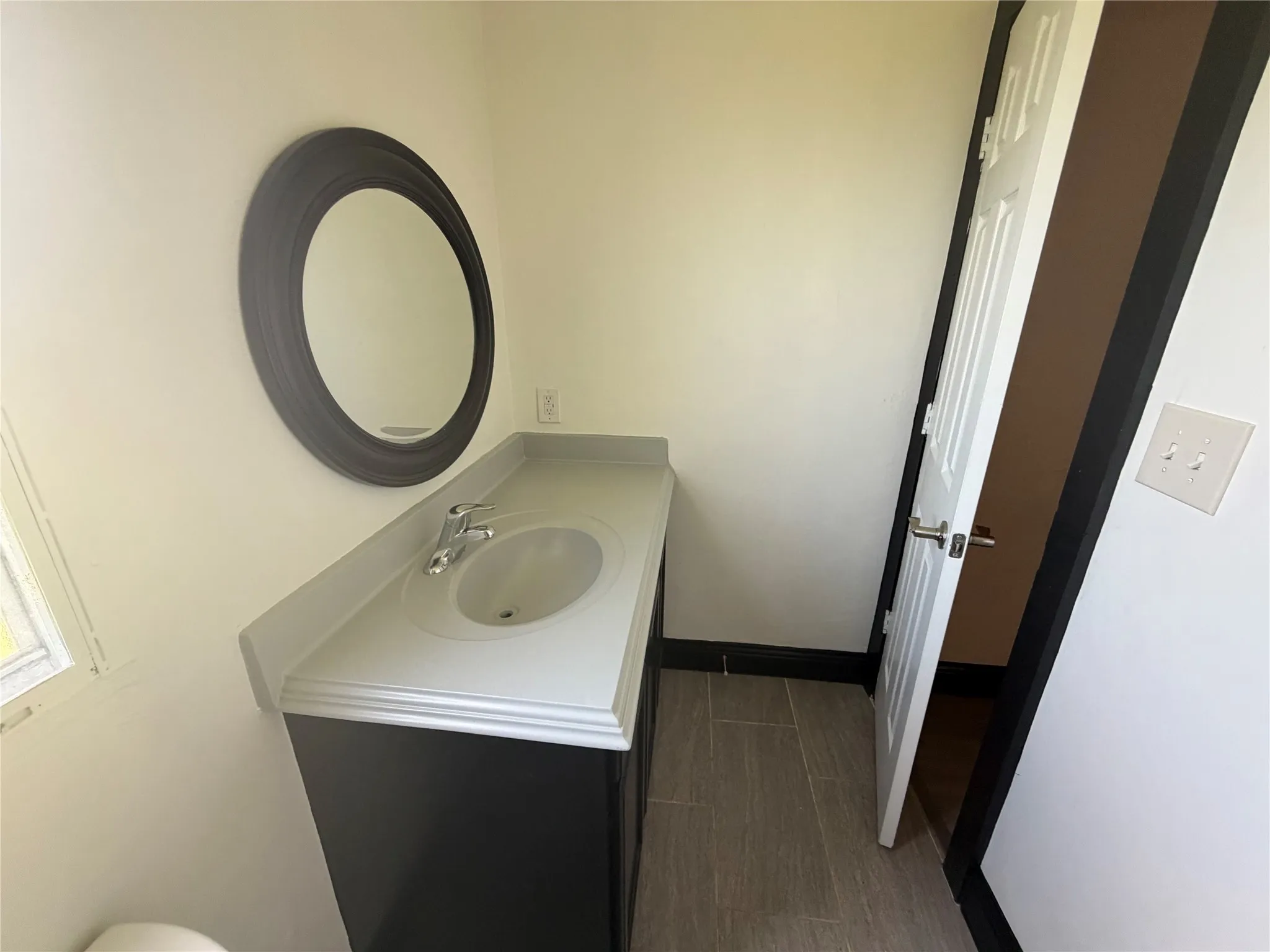 Mobile Home For Sale in Johnson County , 222 Hix Road, Cleburne, Texas 76031, 3 Bedroom, 2 Bathroom, Garage spaces, 1,408 Sqft, built in 1999, Preowned, mls#21148065, Real Estate Agent in Cleburne, Homes For Sale in Johnson county, Homes For Sale in Cleburne, Realtor in Cleburne Texas, Real Estate Brokerage Independent Realty Texas, Luminita Cordes Realtor