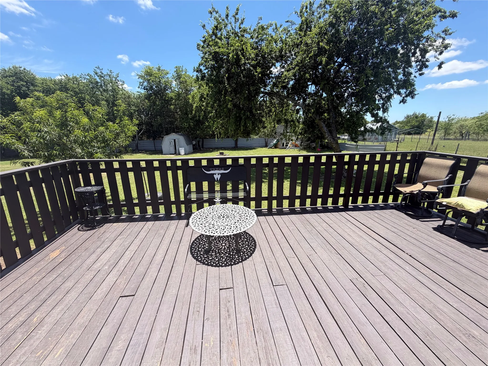 Mobile Home For Sale in Johnson County , 222 Hix Road, Cleburne, Texas 76031, 3 Bedroom, 2 Bathroom, Garage spaces, 1,408 Sqft, built in 1999, Preowned, mls#21148065, Real Estate Agent in Cleburne, Homes For Sale in Johnson county, Homes For Sale in Cleburne, Realtor in Cleburne Texas, Real Estate Brokerage Independent Realty Texas, Luminita Cordes Realtor