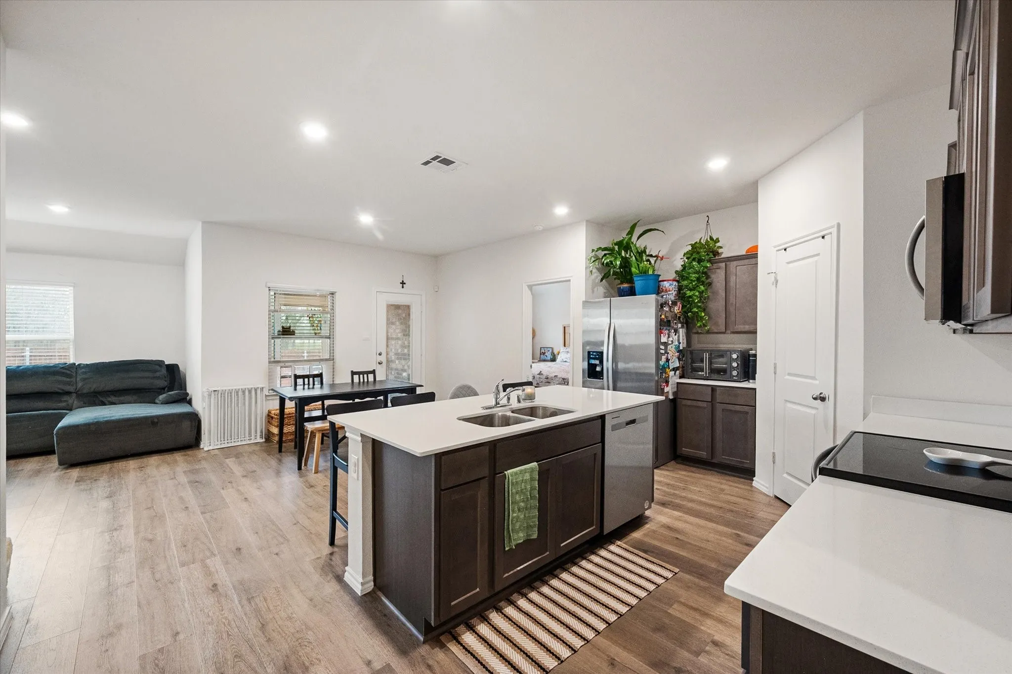 Single Family Residence For Sale in Kaufman County , 1901 Sandy Knoll Drive, Kaufman, Texas 75142, 3 Bedroom, 2 Bathroom, 2 Garage spaces, 1,620 Sqft, built in 2023, Preowned, mls#21150489, Real Estate Agent in Kaufman, Homes For Sale in Kaufman county, Homes For Sale in Kaufman, Realtor in Kaufman Texas, Real Estate Brokerage Independent Realty Texas, Luminita Cordes Realtor