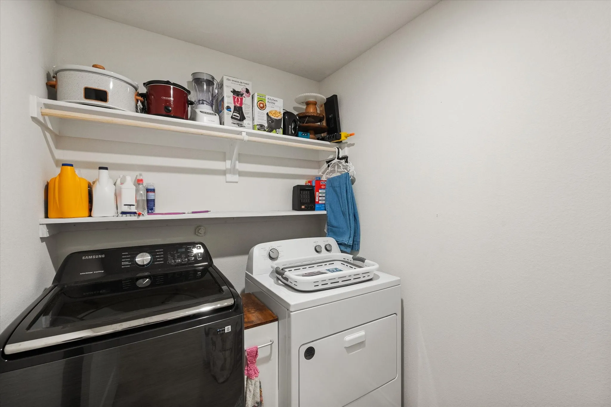 Single Family Residence For Sale in Kaufman County , 1901 Sandy Knoll Drive, Kaufman, Texas 75142, 3 Bedroom, 2 Bathroom, 2 Garage spaces, 1,620 Sqft, built in 2023, Preowned, mls#21150489, Real Estate Agent in Kaufman, Homes For Sale in Kaufman county, Homes For Sale in Kaufman, Realtor in Kaufman Texas, Real Estate Brokerage Independent Realty Texas, Luminita Cordes Realtor