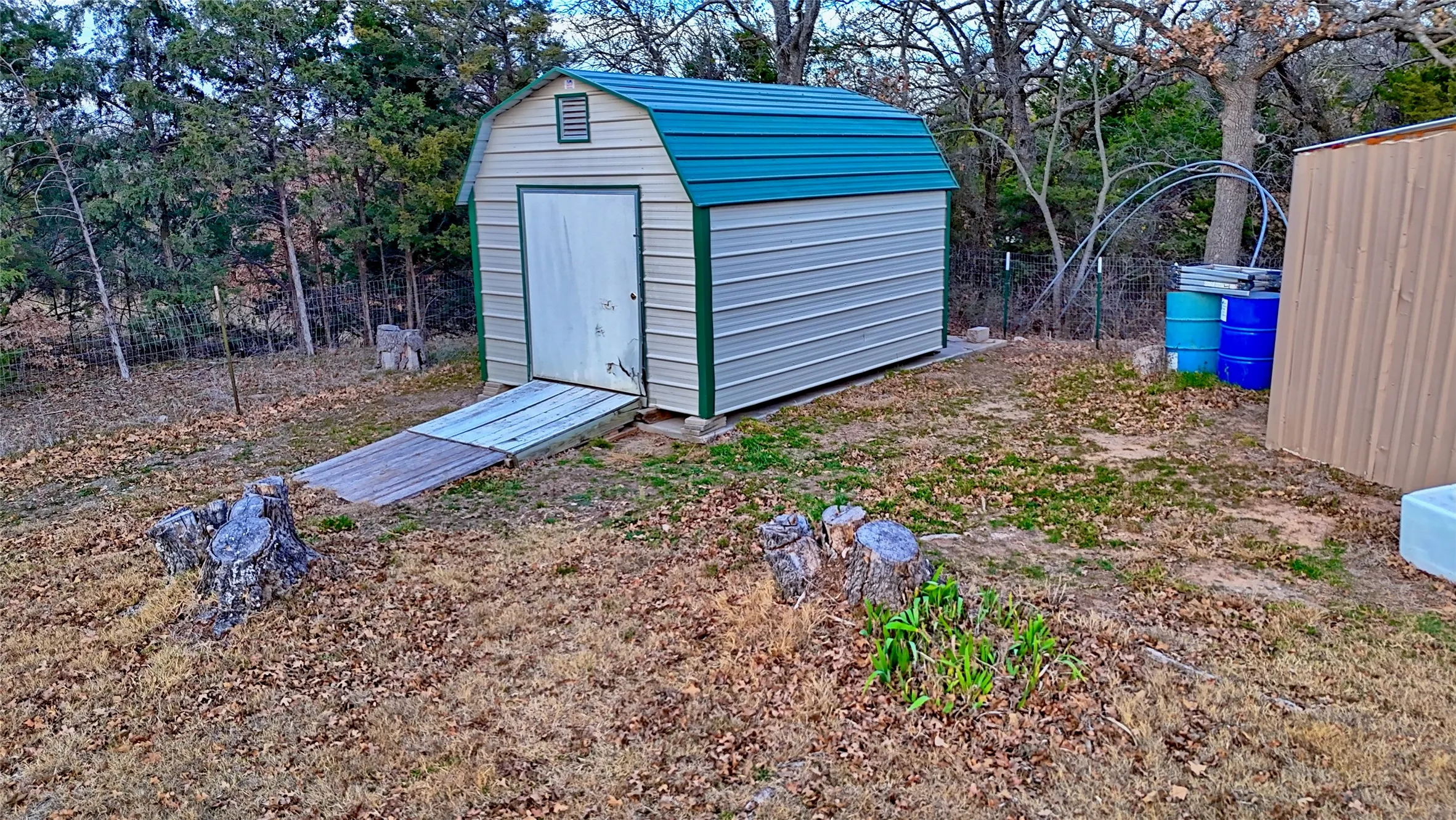 Single Family Residence For Sale in Montague County , 584 W Alamo Road, Bowie, Texas 76230, 3 Bedrooms, 2 Bathrooms, Garage spaces, 2,661 Sqft, built in 1995, Price $499,999, mls#21150277, Real Estate Agent in Bowie, Homes For Sale in Montague county, Homes For Sale in Bowie, Realtor in Bowie Texas, Real Estate Brokerage Independent Realty Texas, Luminita Cordes Realtor