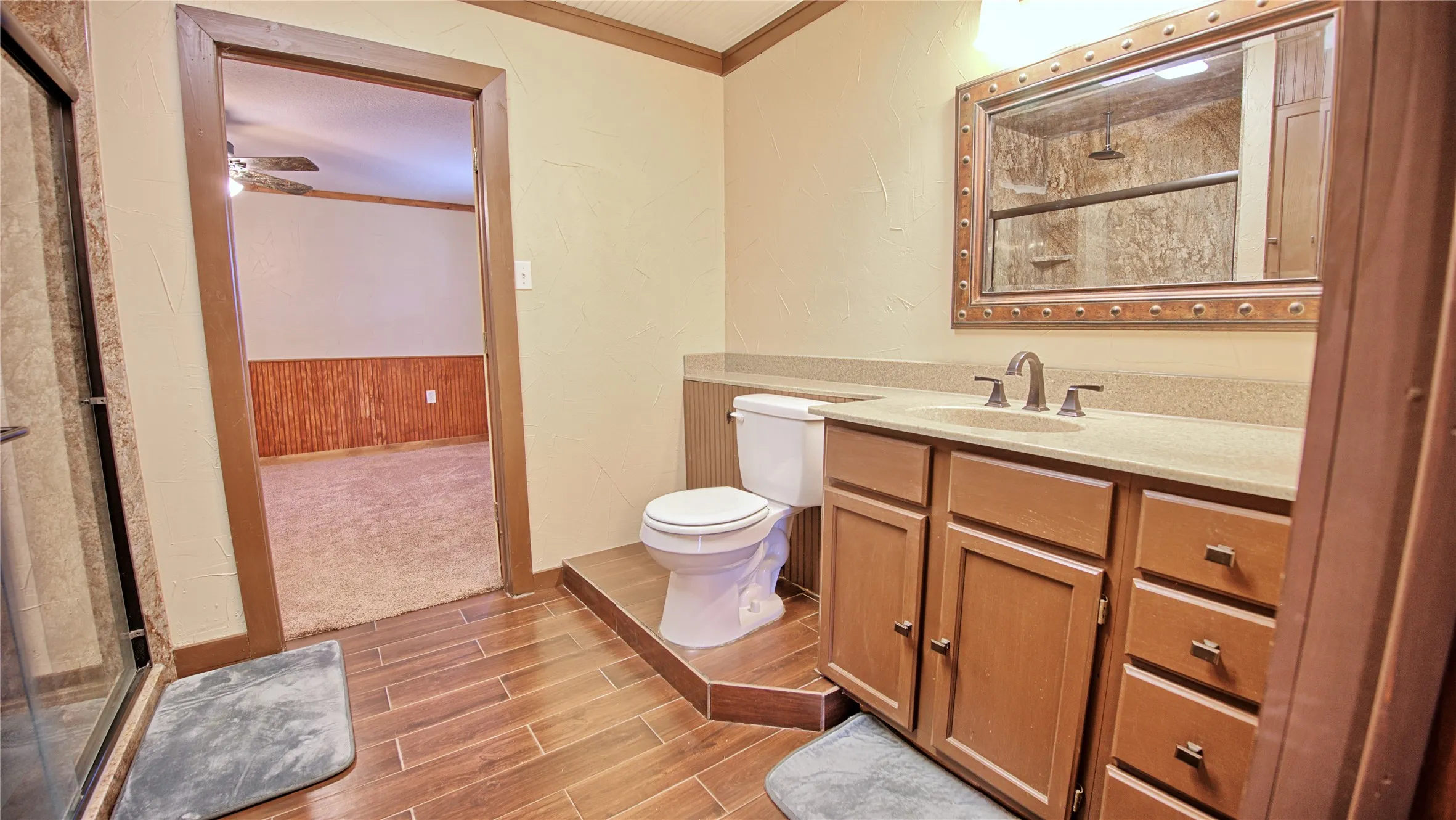 jack and Jill bathroom