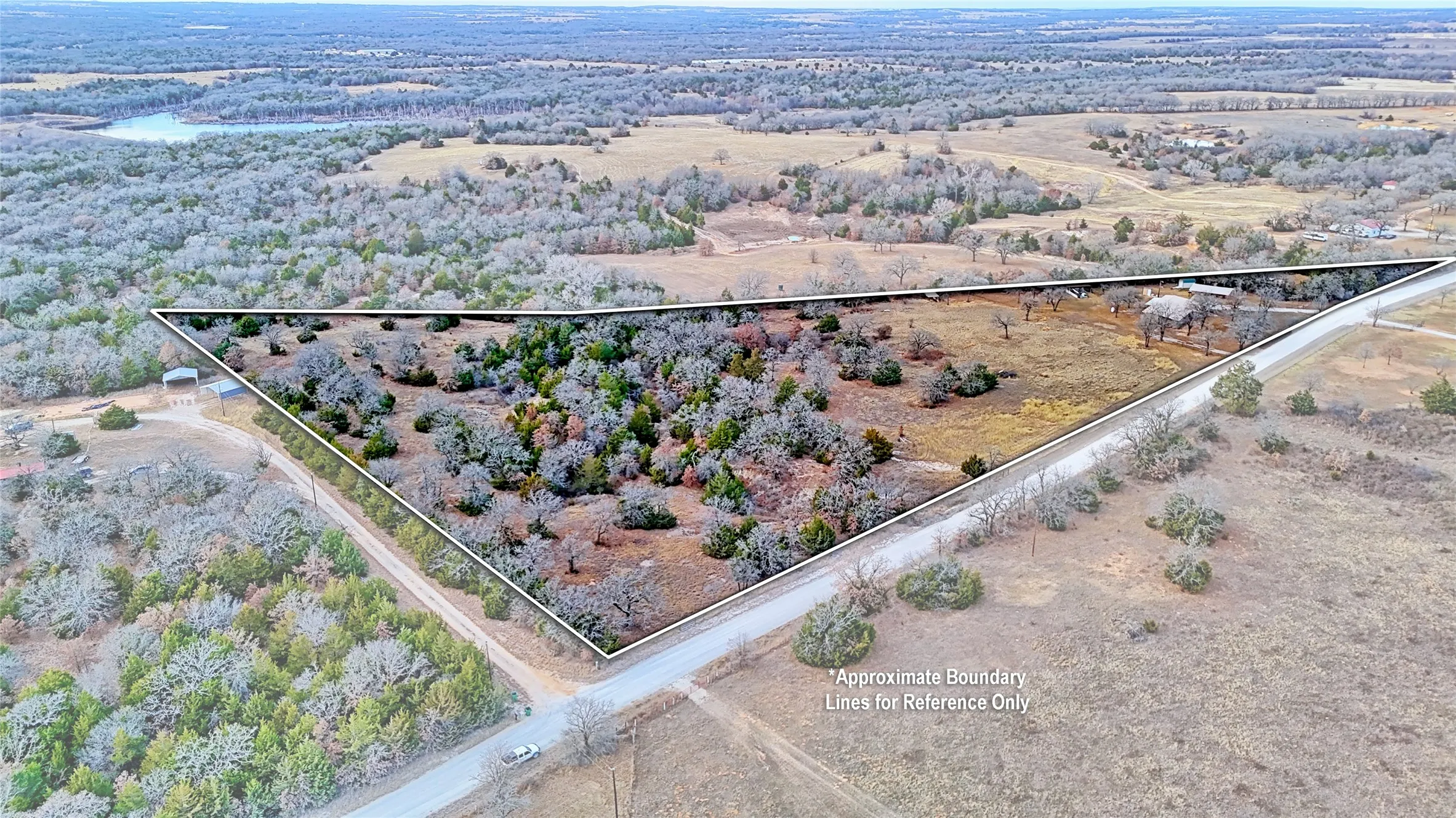 Single Family Residence For Sale in Montague County , 584 W Alamo Road, Bowie, Texas 76230, 3 Bedrooms, 2 Bathrooms, Garage spaces, 2,661 Sqft, built in 1995, Price $499,999, mls#21150277, Real Estate Agent in Bowie, Homes For Sale in Montague county, Homes For Sale in Bowie, Realtor in Bowie Texas, Real Estate Brokerage Independent Realty Texas, Luminita Cordes Realtor