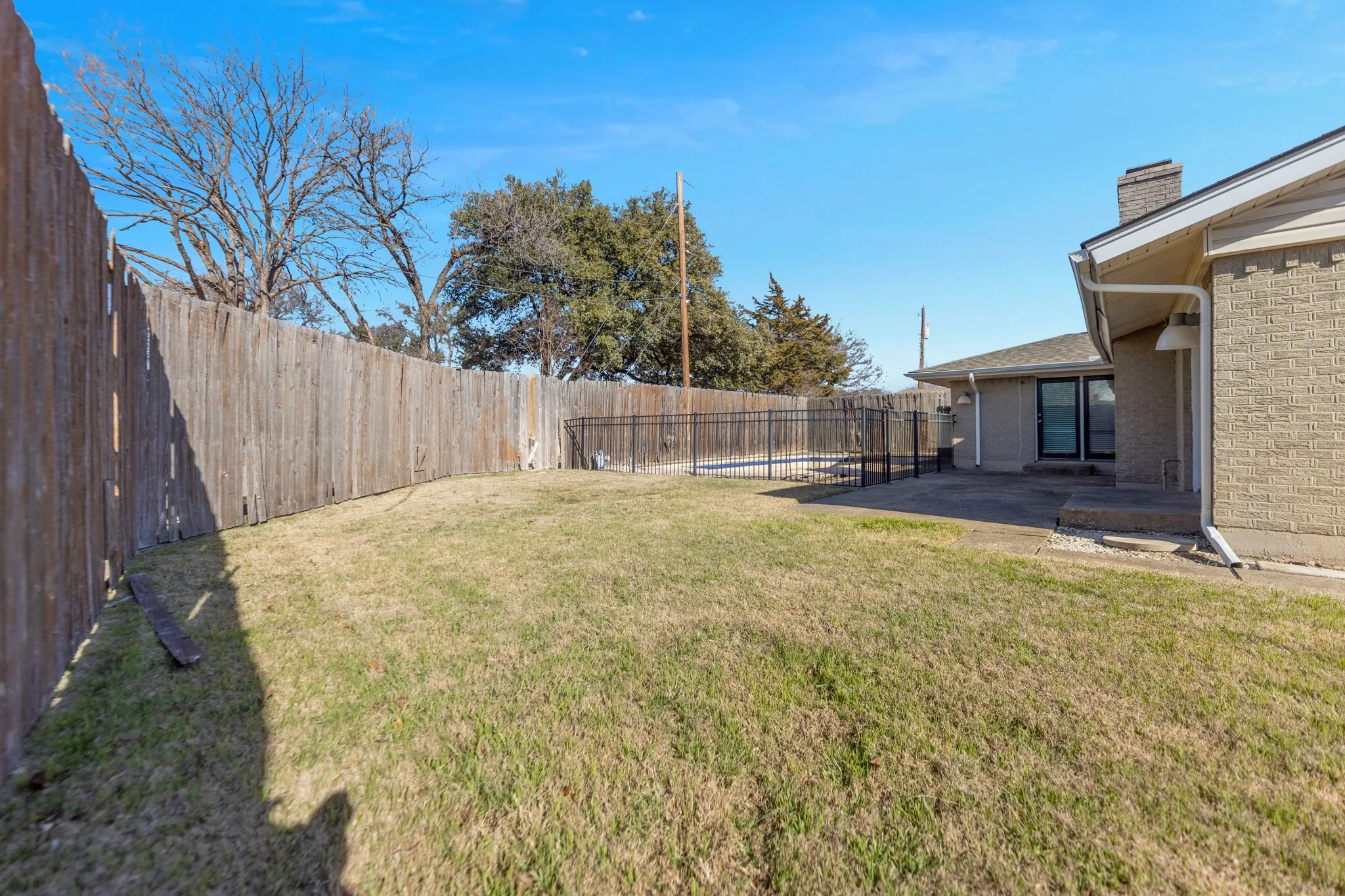Single Family Residence For Sale in Dallas County , 518 Worcester Way, Richardson, Texas 75080, 4 Bedroom, 2 Bathroom, 2 Garage spaces, 1,630 Sqft, built in 1961, Preowned, Price $330,900, mls#21150734, Real Estate Agent in Richardson, Homes For Sale in Dallas county, Homes For Sale in Richardson, Realtor in Richardson Texas, Real Estate Brokerage Independent Realty Texas, Luminita Cordes Realtor