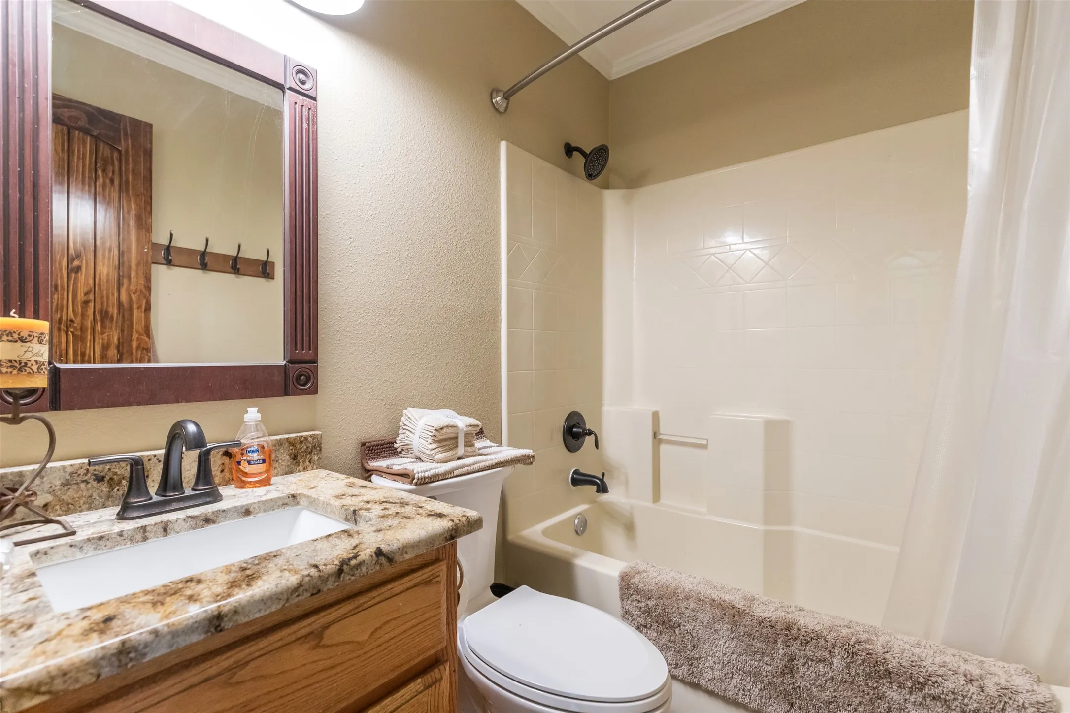 Single Family Residence For Sale in Jones County , 6010 Fm 3326 S, Hawley, Texas 79525, 4 Bedroom, 3 Bathroom, 2 Garage spaces, 2,509 Sqft, built in 2007, mls#21148859, Real Estate Agent in Hawley, Homes For Sale in Jones county, Homes For Sale in Hawley, Realtor in Hawley Texas, Real Estate Brokerage Independent Realty Texas, Luminita Cordes Realtor
