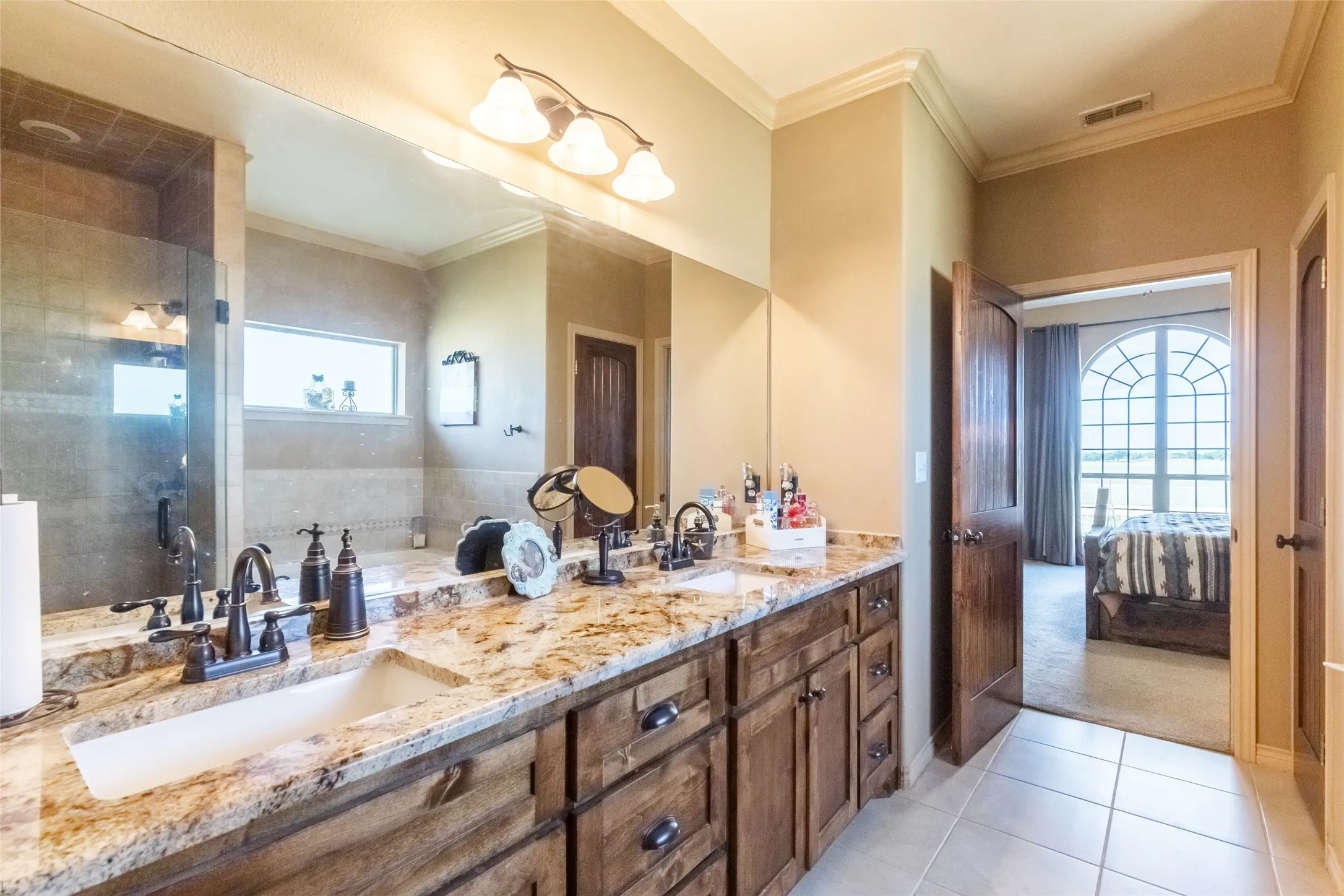 Single Family Residence For Sale in Jones County , 6010 Fm 3326 S, Hawley, Texas 79525, 4 Bedroom, 3 Bathroom, 2 Garage spaces, 2,509 Sqft, built in 2007, mls#21148859, Real Estate Agent in Hawley, Homes For Sale in Jones county, Homes For Sale in Hawley, Realtor in Hawley Texas, Real Estate Brokerage Independent Realty Texas, Luminita Cordes Realtor