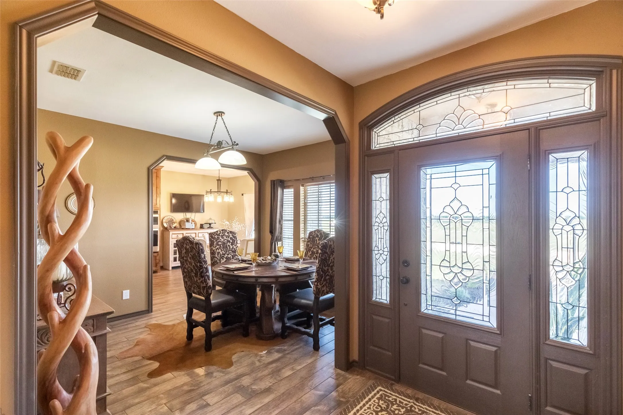 Single Family Residence For Sale in Jones County , 6010 Fm 3326 S, Hawley, Texas 79525, 4 Bedroom, 3 Bathroom, 2 Garage spaces, 2,509 Sqft, built in 2007, mls#21148859, Real Estate Agent in Hawley, Homes For Sale in Jones county, Homes For Sale in Hawley, Realtor in Hawley Texas, Real Estate Brokerage Independent Realty Texas, Luminita Cordes Realtor
