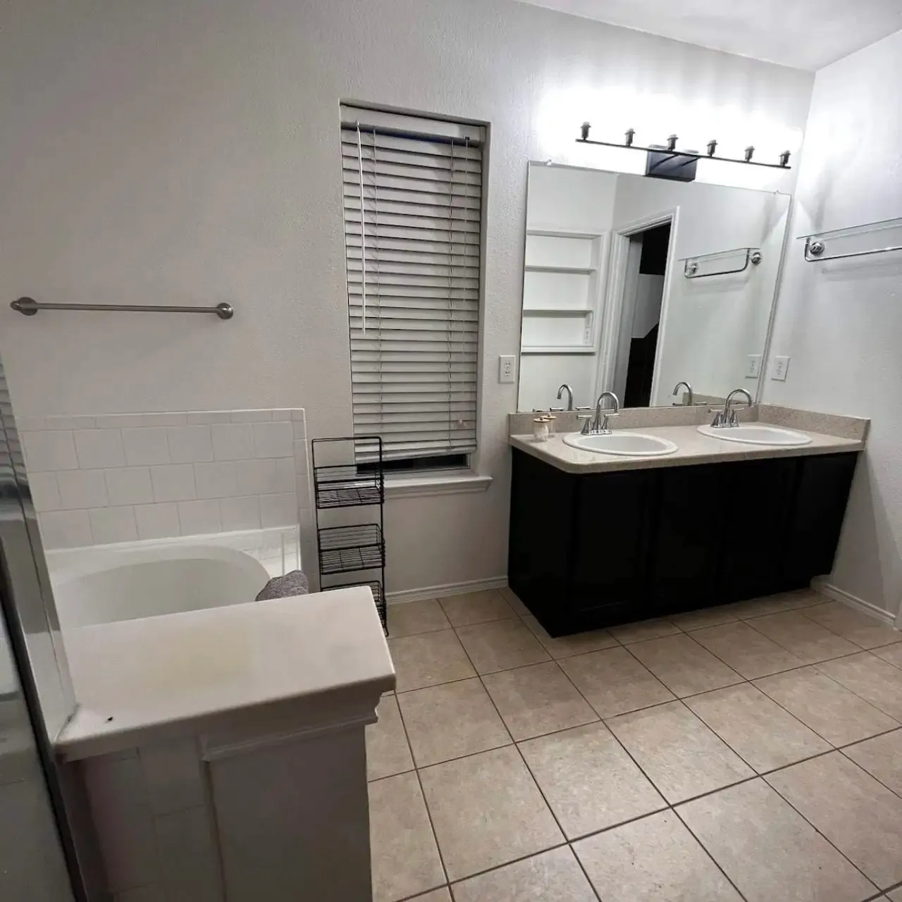 Single Family Residence For Rent in Denton County , 4512 Claret Court, Denton, Texas 76226, 4 Bedrooms, 3 Bathrooms, 2 Garage spaces, 2,395 Sqft, built in 2003, Price $2,600, mls#21149209, Real Estate Agent in Denton, Homes For Rent in Denton county, Homes For Rent in Denton, Realtor in Denton Texas, Real Estate Brokerage Independent Realty Texas, Luminita Cordes Realtor