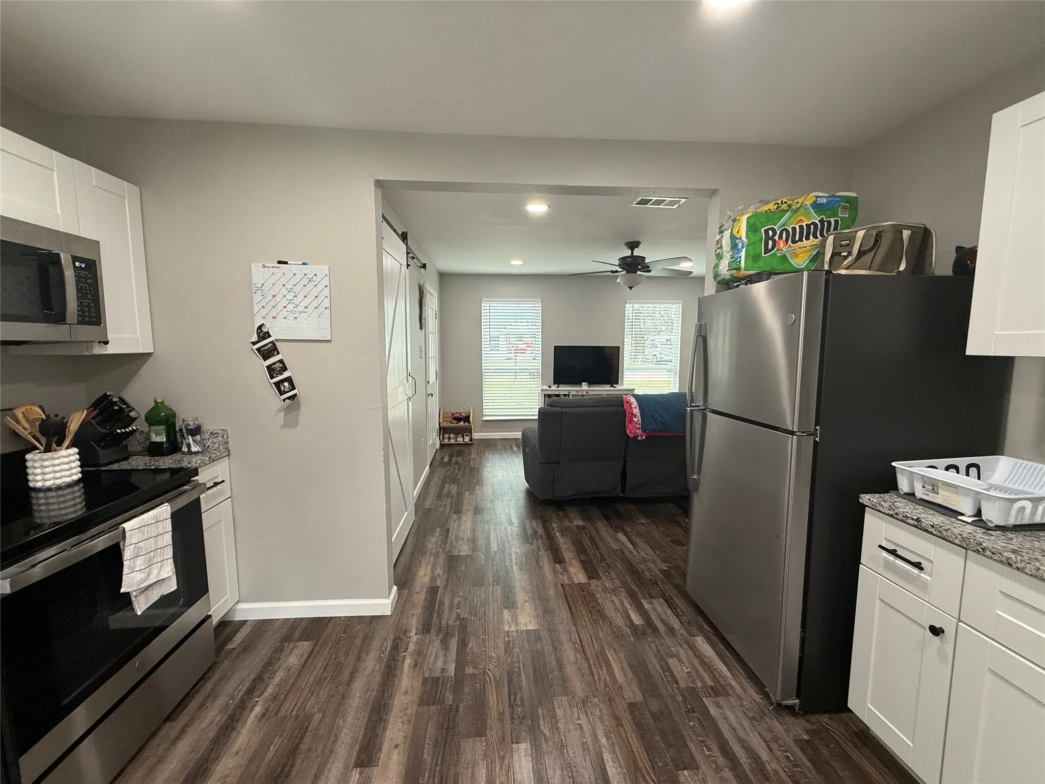 Single Family Residence For Sale in Mc Lennan County , 124 Cedar Street, Waco, Texas 76705, 2 Bedroom, 1 Bathroom, Garage spaces, 810 Sqft, built in 1950, mls#21148657, Real Estate Agent in Waco, Homes For Sale in Mc Lennan county, Homes For Sale in Waco, Realtor in Waco Texas, Real Estate Brokerage Independent Realty Texas, Luminita Cordes Realtor