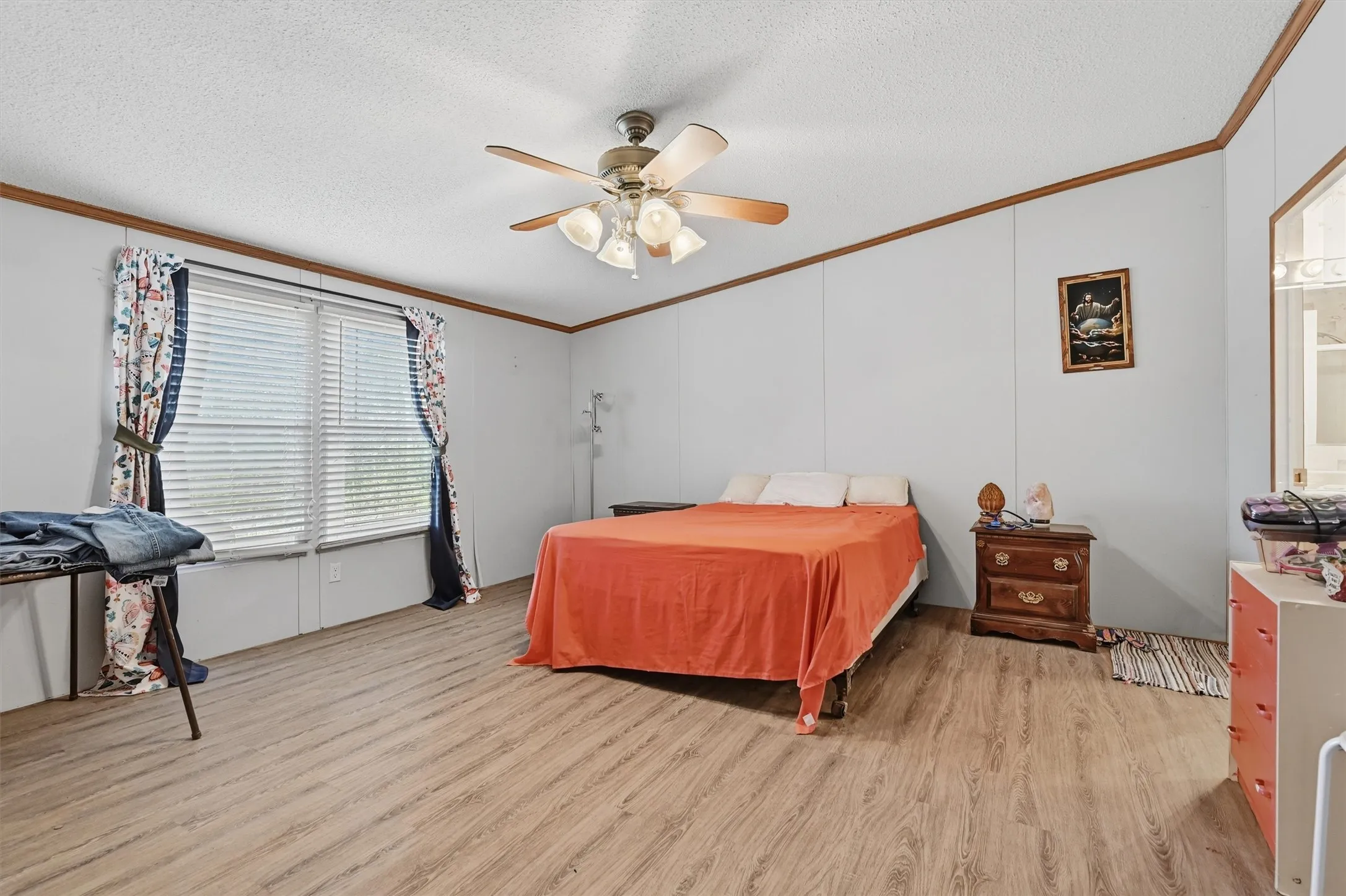 Single Family Residence For Sale in Grayson County , 227 Sheryl Lane, Denison, Texas 75021, 4 Bedrooms, 2 Bathrooms, Garage spaces, 1,920 Sqft, built in 2007, Preowned, Price $217,900, mls#21150458, Real Estate Agent in Denison, Homes For Sale in Grayson county, Homes For Sale in Denison, Realtor in Denison Texas, Real Estate Brokerage Independent Realty Texas, Luminita Cordes Realtor