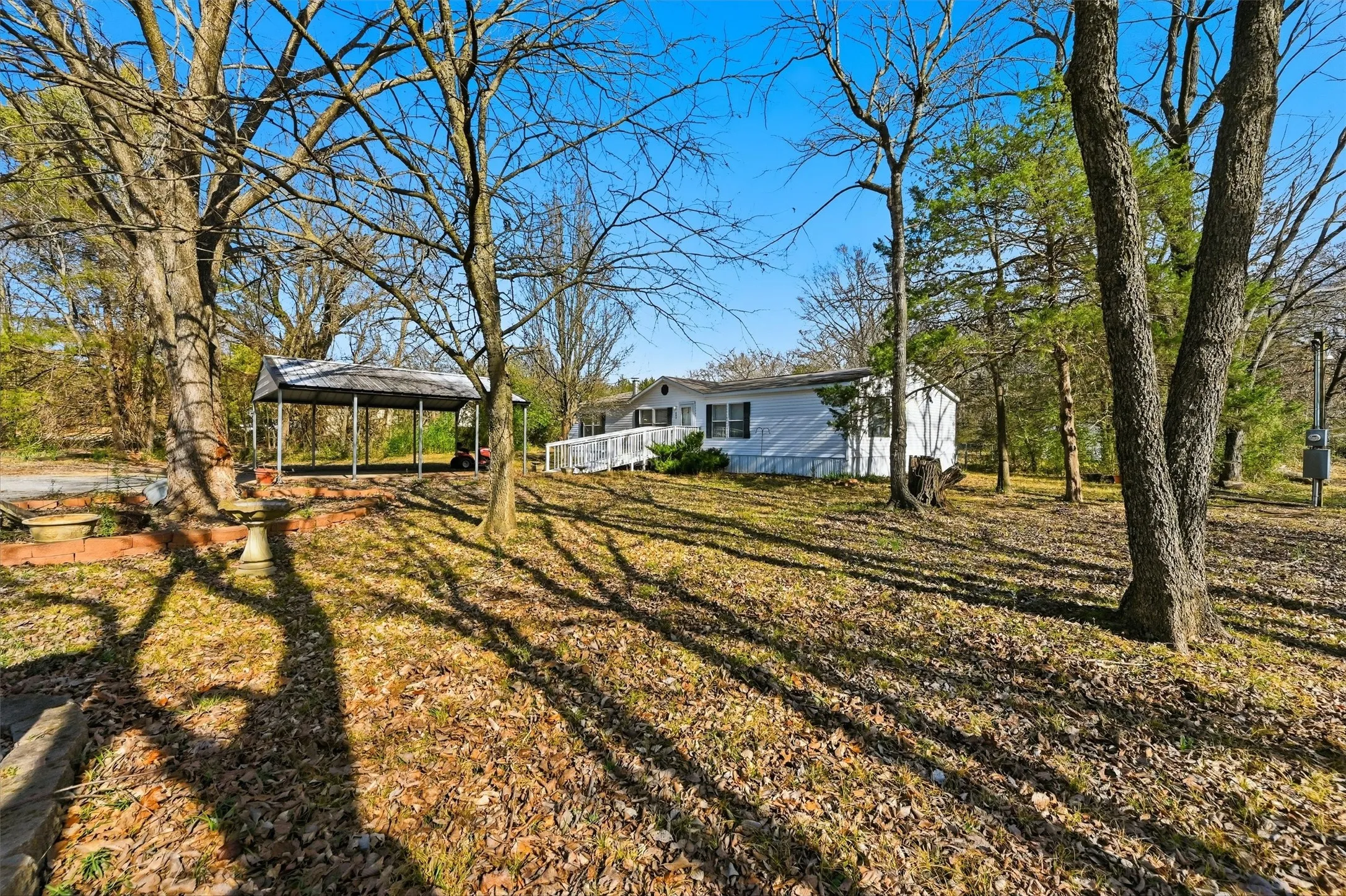 Single Family Residence For Sale in Grayson County , 227 Sheryl Lane, Denison, Texas 75021, 4 Bedrooms, 2 Bathrooms, Garage spaces, 1,920 Sqft, built in 2007, Preowned, Price $217,900, mls#21150458, Real Estate Agent in Denison, Homes For Sale in Grayson county, Homes For Sale in Denison, Realtor in Denison Texas, Real Estate Brokerage Independent Realty Texas, Luminita Cordes Realtor