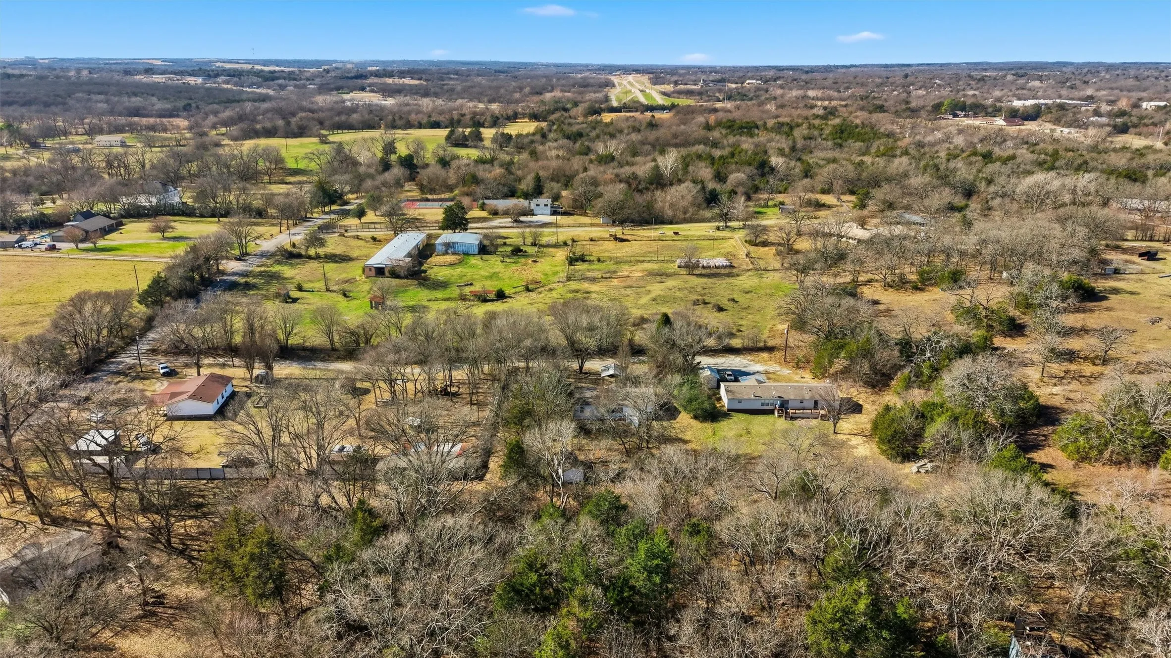 Single Family Residence For Sale in Grayson County , 227 Sheryl Lane, Denison, Texas 75021, 4 Bedrooms, 2 Bathrooms, Garage spaces, 1,920 Sqft, built in 2007, Preowned, Price $217,900, mls#21150458, Real Estate Agent in Denison, Homes For Sale in Grayson county, Homes For Sale in Denison, Realtor in Denison Texas, Real Estate Brokerage Independent Realty Texas, Luminita Cordes Realtor