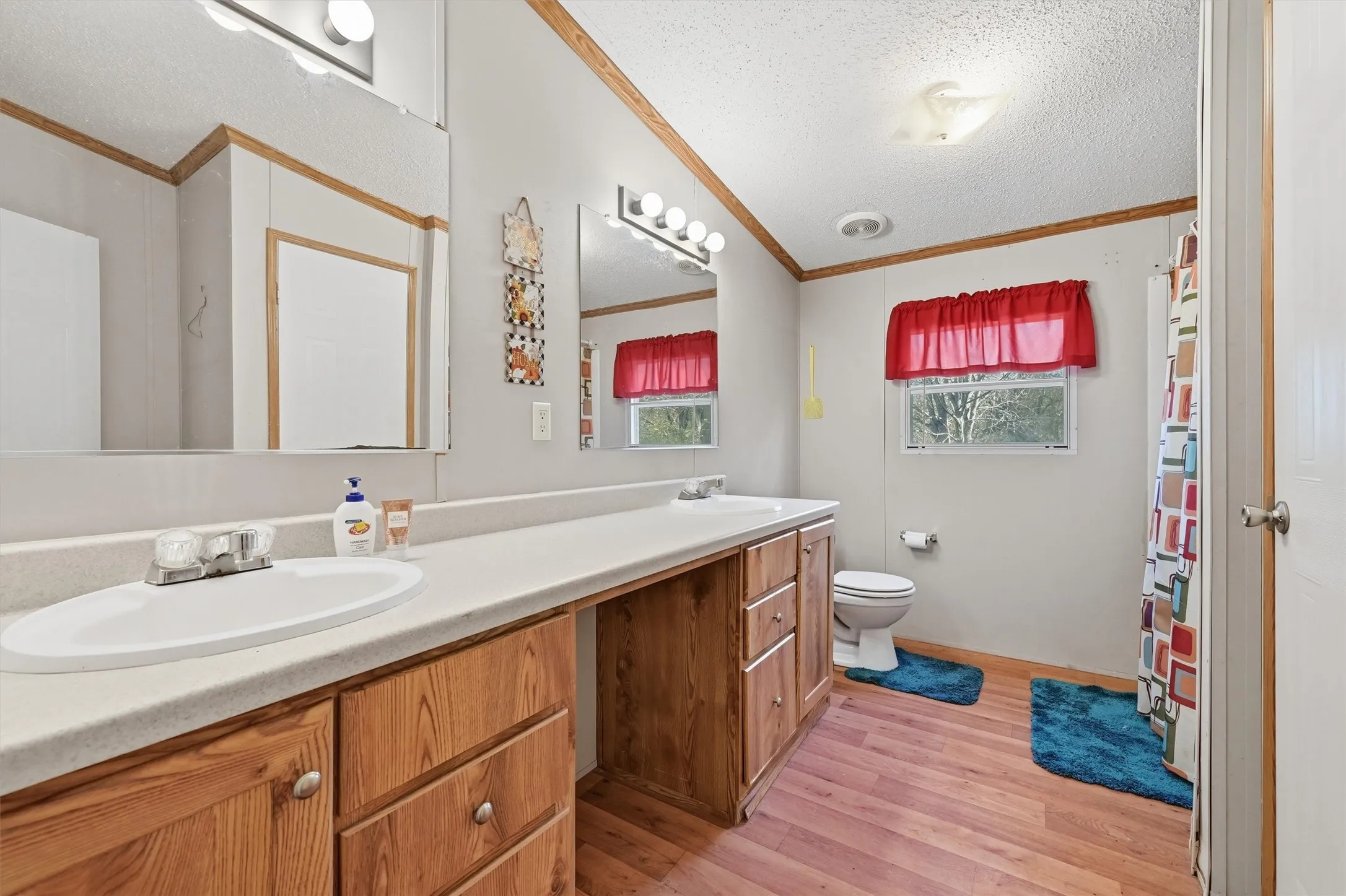Single Family Residence For Sale in Grayson County , 227 Sheryl Lane, Denison, Texas 75021, 4 Bedrooms, 2 Bathrooms, Garage spaces, 1,920 Sqft, built in 2007, Preowned, Price $217,900, mls#21150458, Real Estate Agent in Denison, Homes For Sale in Grayson county, Homes For Sale in Denison, Realtor in Denison Texas, Real Estate Brokerage Independent Realty Texas, Luminita Cordes Realtor