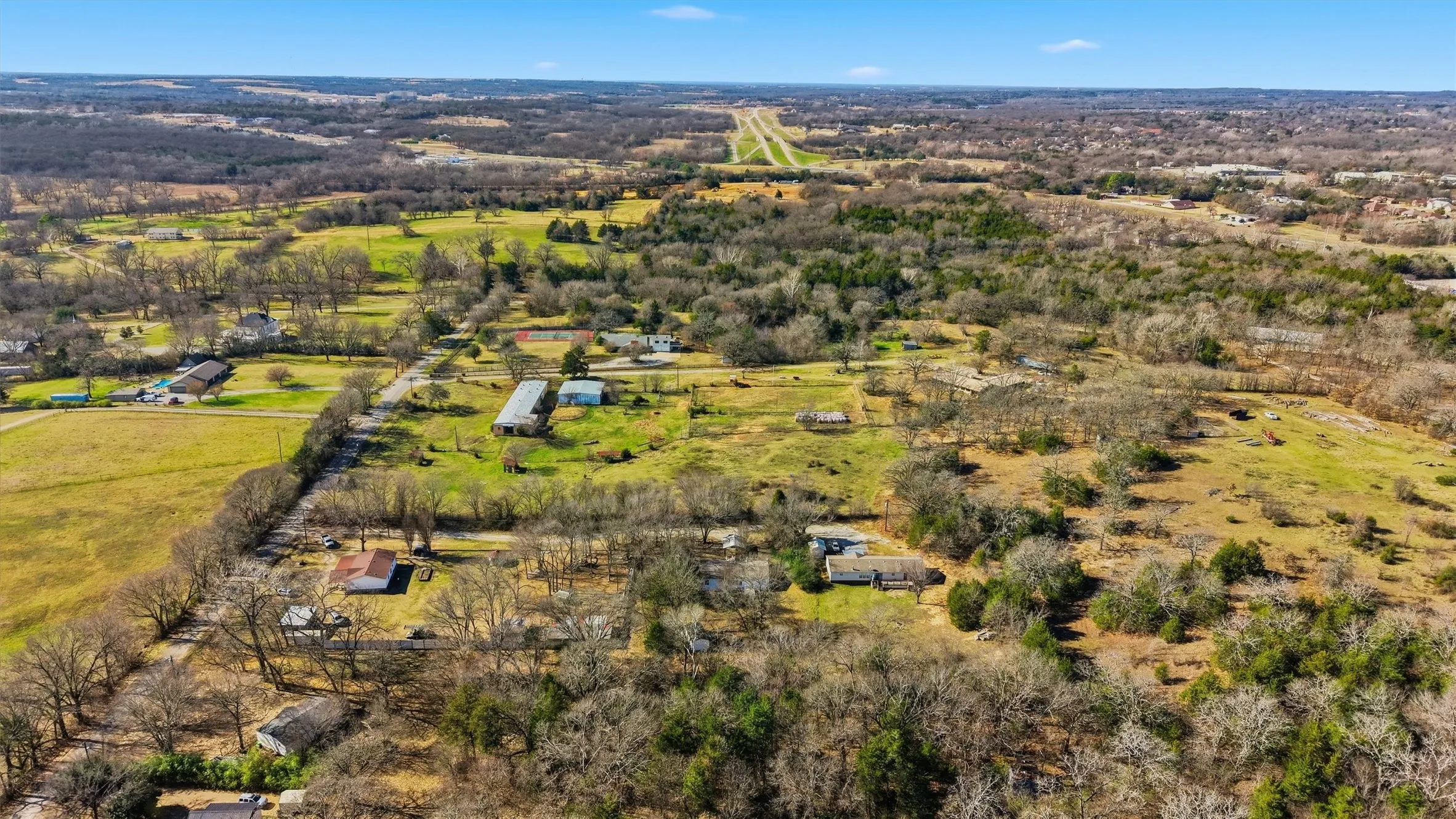 Single Family Residence For Sale in Grayson County , 227 Sheryl Lane, Denison, Texas 75021, 4 Bedrooms, 2 Bathrooms, Garage spaces, 1,920 Sqft, built in 2007, Preowned, Price $217,900, mls#21150458, Real Estate Agent in Denison, Homes For Sale in Grayson county, Homes For Sale in Denison, Realtor in Denison Texas, Real Estate Brokerage Independent Realty Texas, Luminita Cordes Realtor