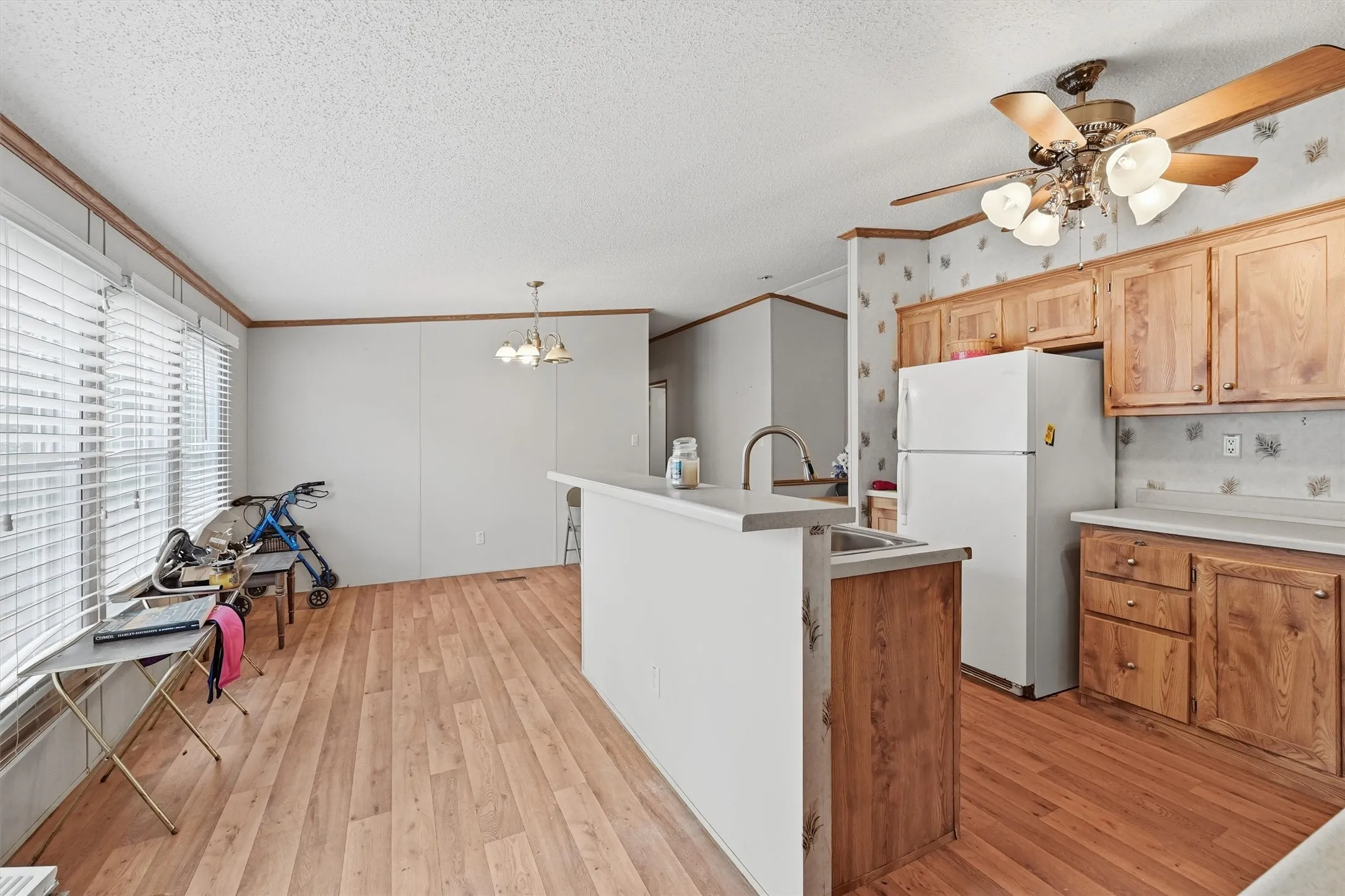 Single Family Residence For Sale in Grayson County , 227 Sheryl Lane, Denison, Texas 75021, 4 Bedrooms, 2 Bathrooms, Garage spaces, 1,920 Sqft, built in 2007, Preowned, Price $217,900, mls#21150458, Real Estate Agent in Denison, Homes For Sale in Grayson county, Homes For Sale in Denison, Realtor in Denison Texas, Real Estate Brokerage Independent Realty Texas, Luminita Cordes Realtor