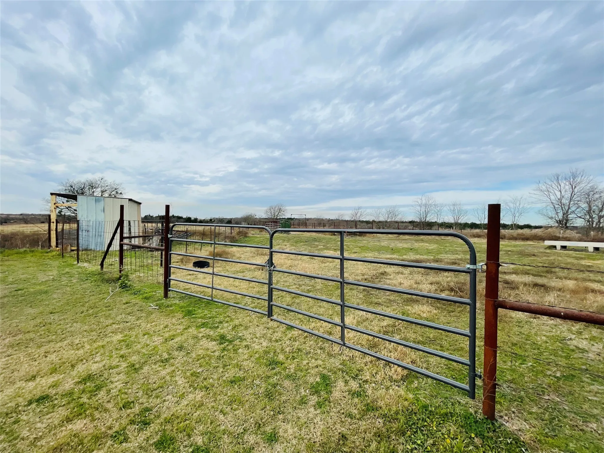 Unimproved Land For Sale in Navarro County , 21517 SW County Road 4040, Dawson, Texas 76639, 0, 0, Garage spaces, 0 Sqft, built in 0, mls#21150570, Real Estate Agent in Dawson, Homes For Sale in Navarro county, Homes For Sale in Dawson, Realtor in Dawson Texas, Real Estate Brokerage Independent Realty Texas, Luminita Cordes Realtor