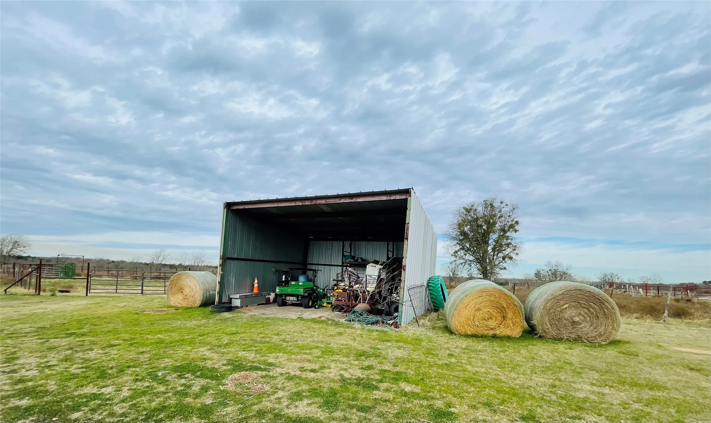 Unimproved Land For Sale in Navarro County , 21517 SW County Road 4040, Dawson, Texas 76639, 0, 0, Garage spaces, 0 Sqft, built in 0, mls#21150570, Real Estate Agent in Dawson, Homes For Sale in Navarro county, Homes For Sale in Dawson, Realtor in Dawson Texas, Real Estate Brokerage Independent Realty Texas, Luminita Cordes Realtor