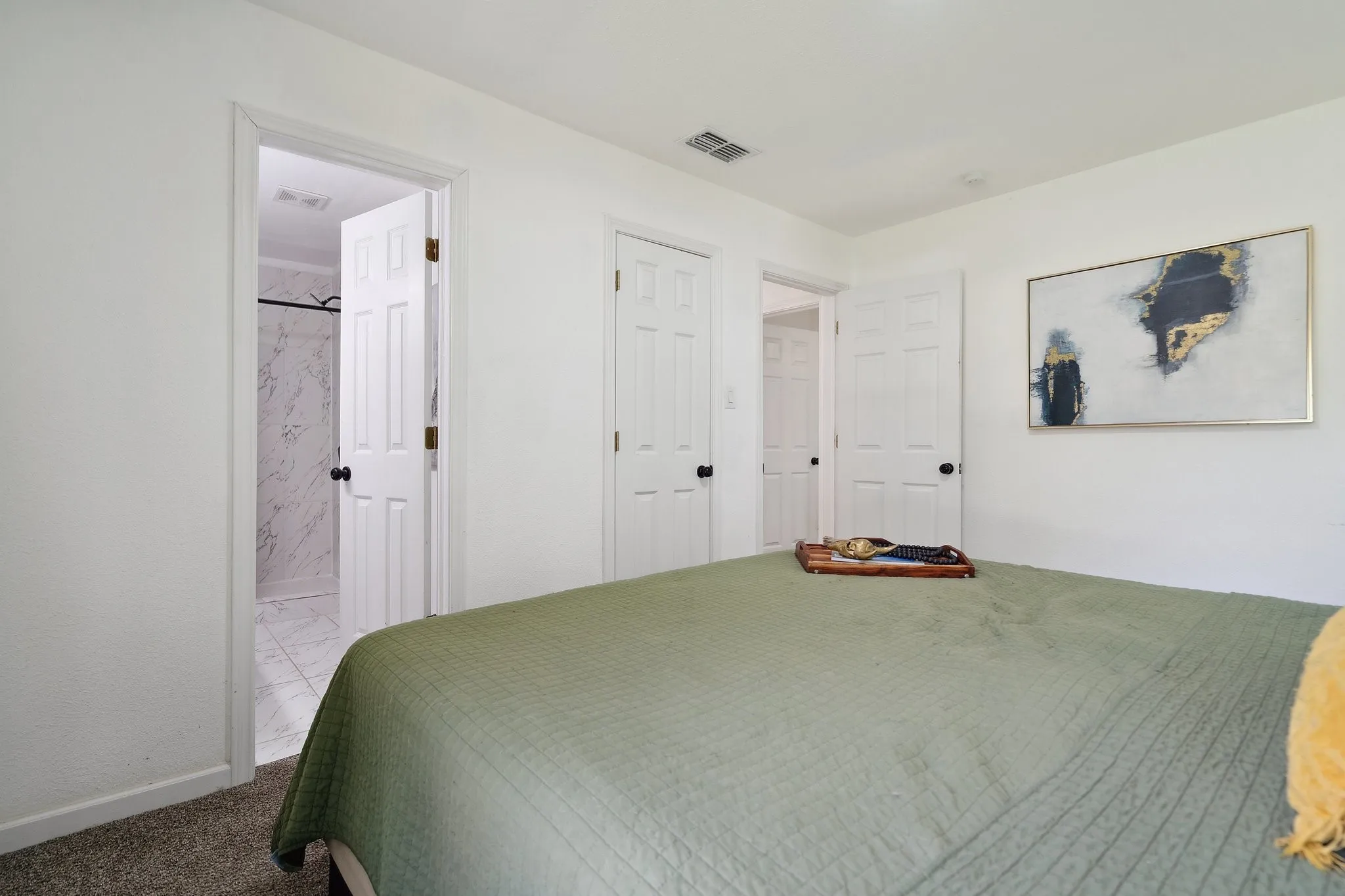 Single Family Residence For Sale in Tarrant County , 3005 Pate Drive, Fort Worth, Texas 76105, 4 Bedroom, 2 Bathroom, Garage spaces, 1,296 Sqft, built in 1955, mls#21151069, Real Estate Agent in Fort Worth, Homes For Sale in Tarrant county, Homes For Sale in Fort Worth, Realtor in Fort Worth Texas, Real Estate Brokerage Independent Realty Texas, Luminita Cordes Realtor