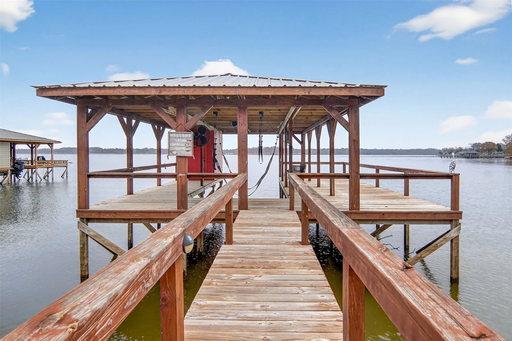 Single Family Residence For Sale in Wood County , 643 PR 5937, Emory, Texas 75440, 4 Bedroom, 4 Bathroom, 3 Garage spaces, 3,275 Sqft, built in 1999, mls#21135440, Real Estate Agent in Emory, Homes For Sale in Wood county, Homes For Sale in Emory, Realtor in Emory Texas, Real Estate Brokerage Independent Realty Texas, Luminita Cordes Realtor