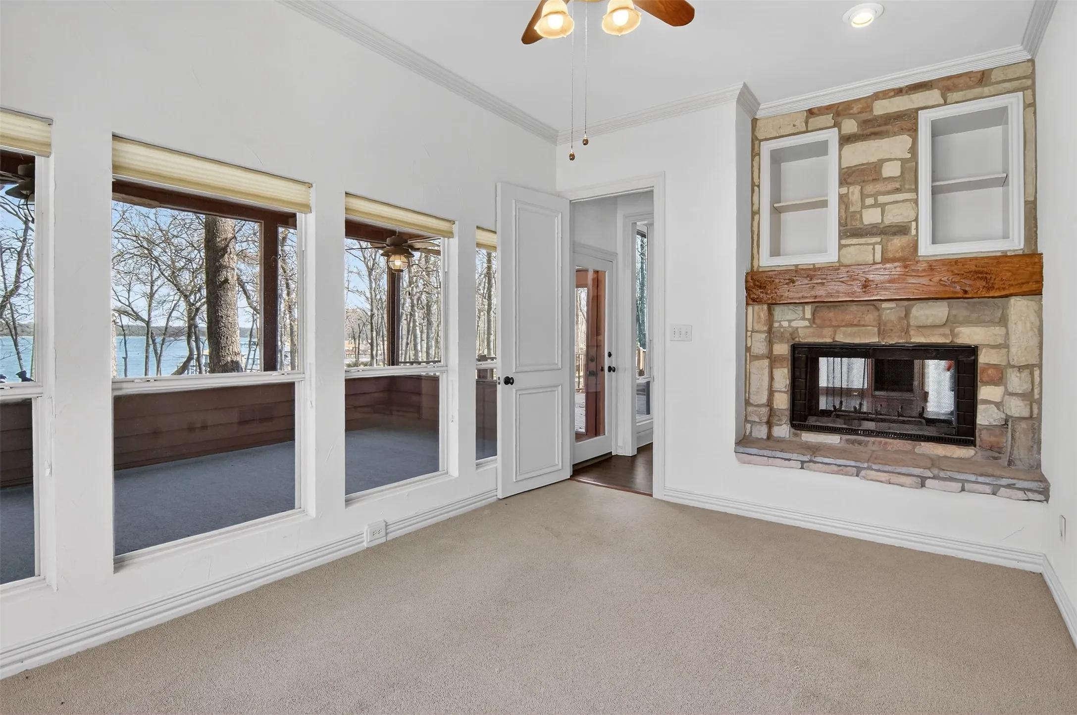 Single Family Residence For Sale in Wood County , 643 PR 5937, Emory, Texas 75440, 4 Bedroom, 4 Bathroom, 3 Garage spaces, 3,275 Sqft, built in 1999, mls#21135440, Real Estate Agent in Emory, Homes For Sale in Wood county, Homes For Sale in Emory, Realtor in Emory Texas, Real Estate Brokerage Independent Realty Texas, Luminita Cordes Realtor