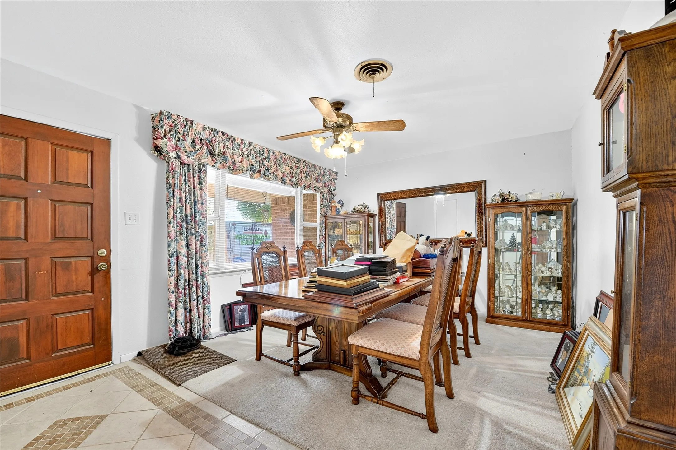 Single Family Residence For Sale in Dallas County , 2947 Cameo Lane, Farmers Branch, Texas 75234, 3 Bedroom, 2 Bathroom, 2 Garage spaces, 1,864 Sqft, built in 1958, mls#21151169, Real Estate Agent in Farmers Branch, Homes For Sale in Dallas county, Homes For Sale in Farmers Branch, Realtor in Farmers Branch Texas, Real Estate Brokerage Independent Realty Texas, Luminita Cordes Realtor